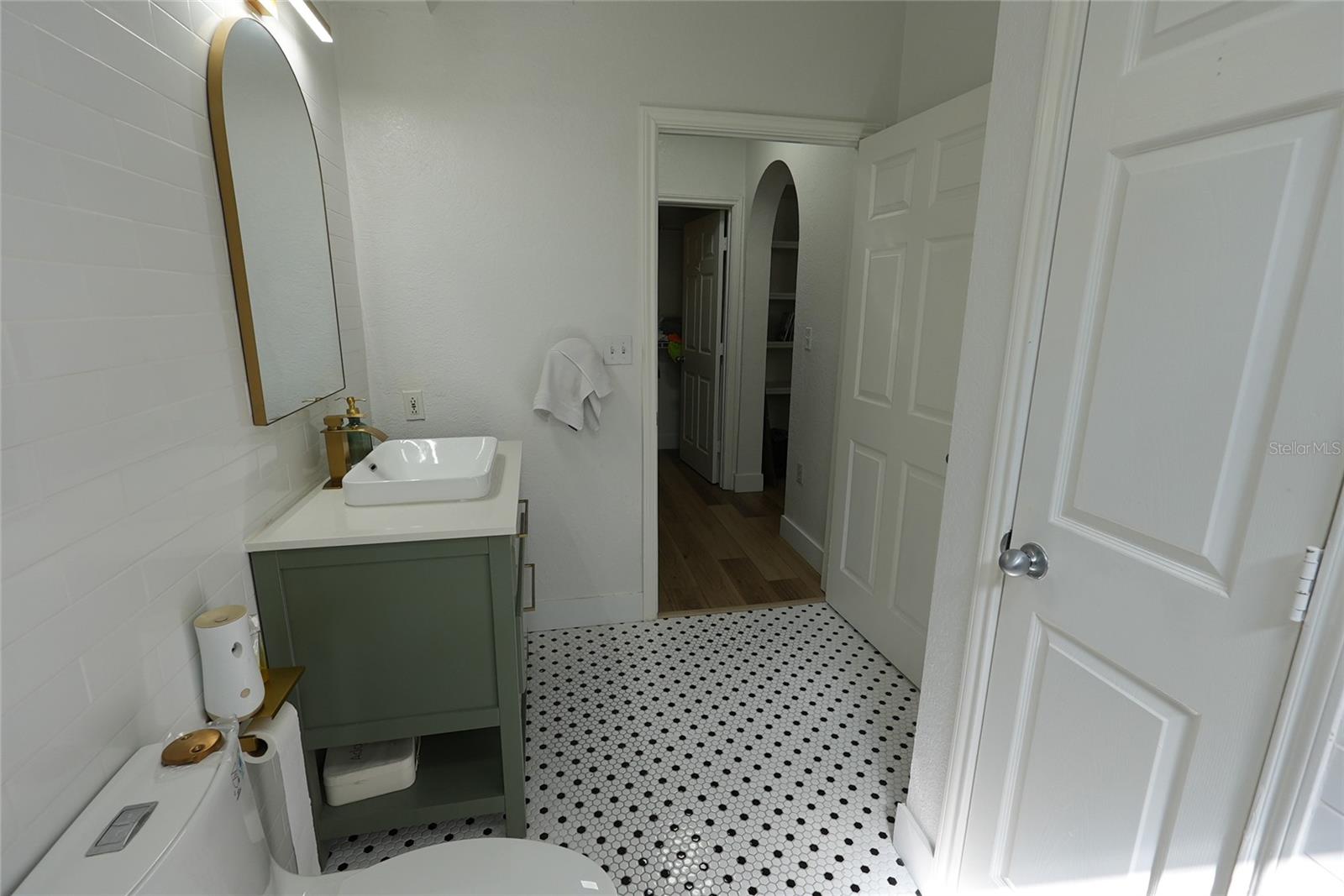 UPTOWN PLACE CONDO - Residential