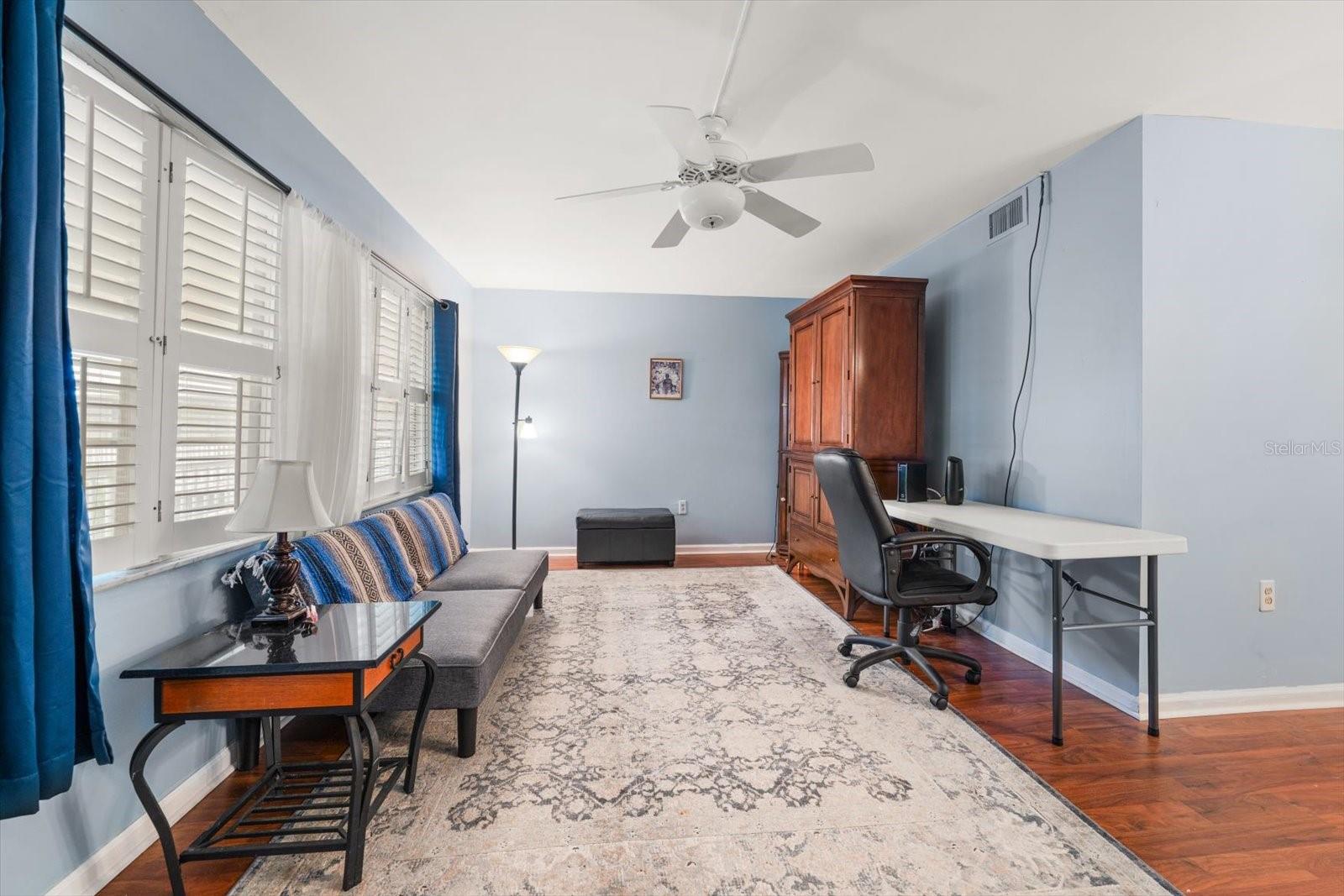 LONG BAYOU - Residential