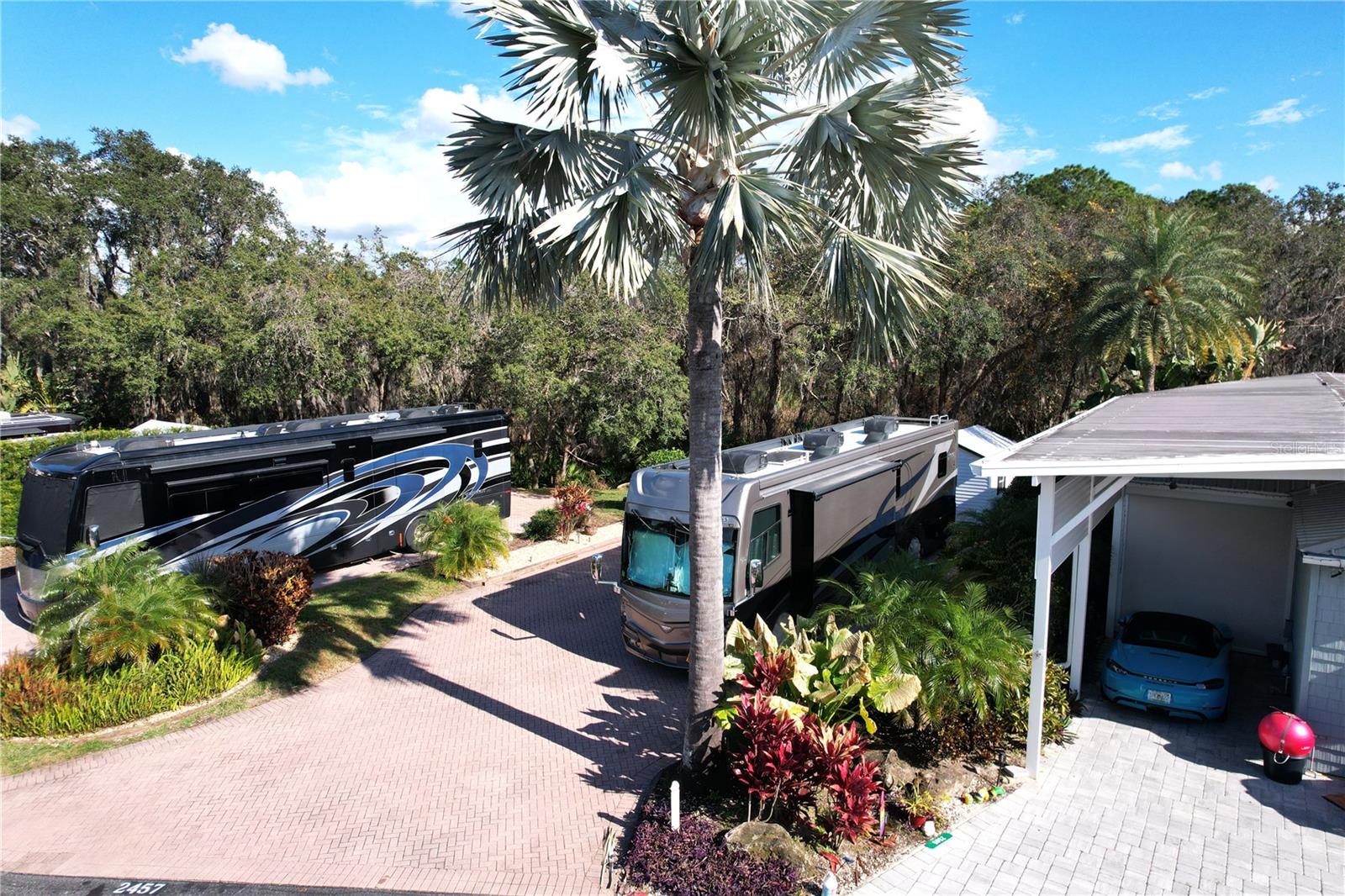 DEER CREEK GOLF & TENNIS RV RESORT - Land