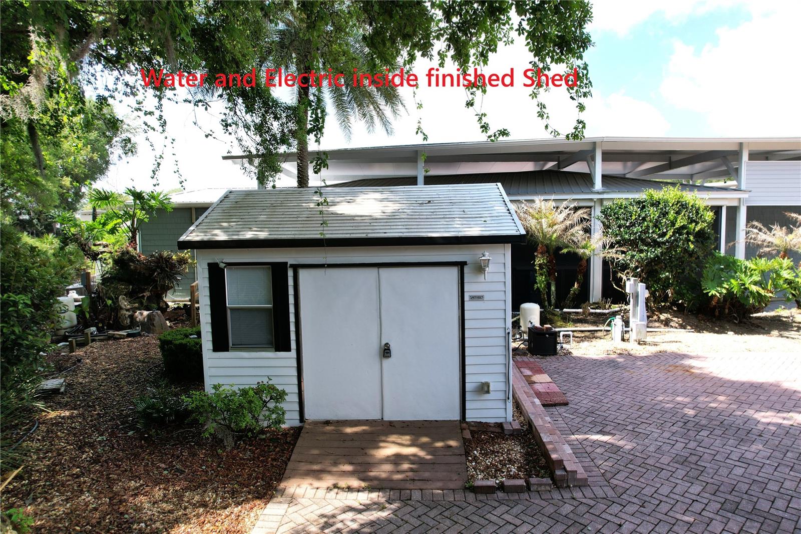 DEER CREEK GOLF & TENNIS RV RESORT - Land