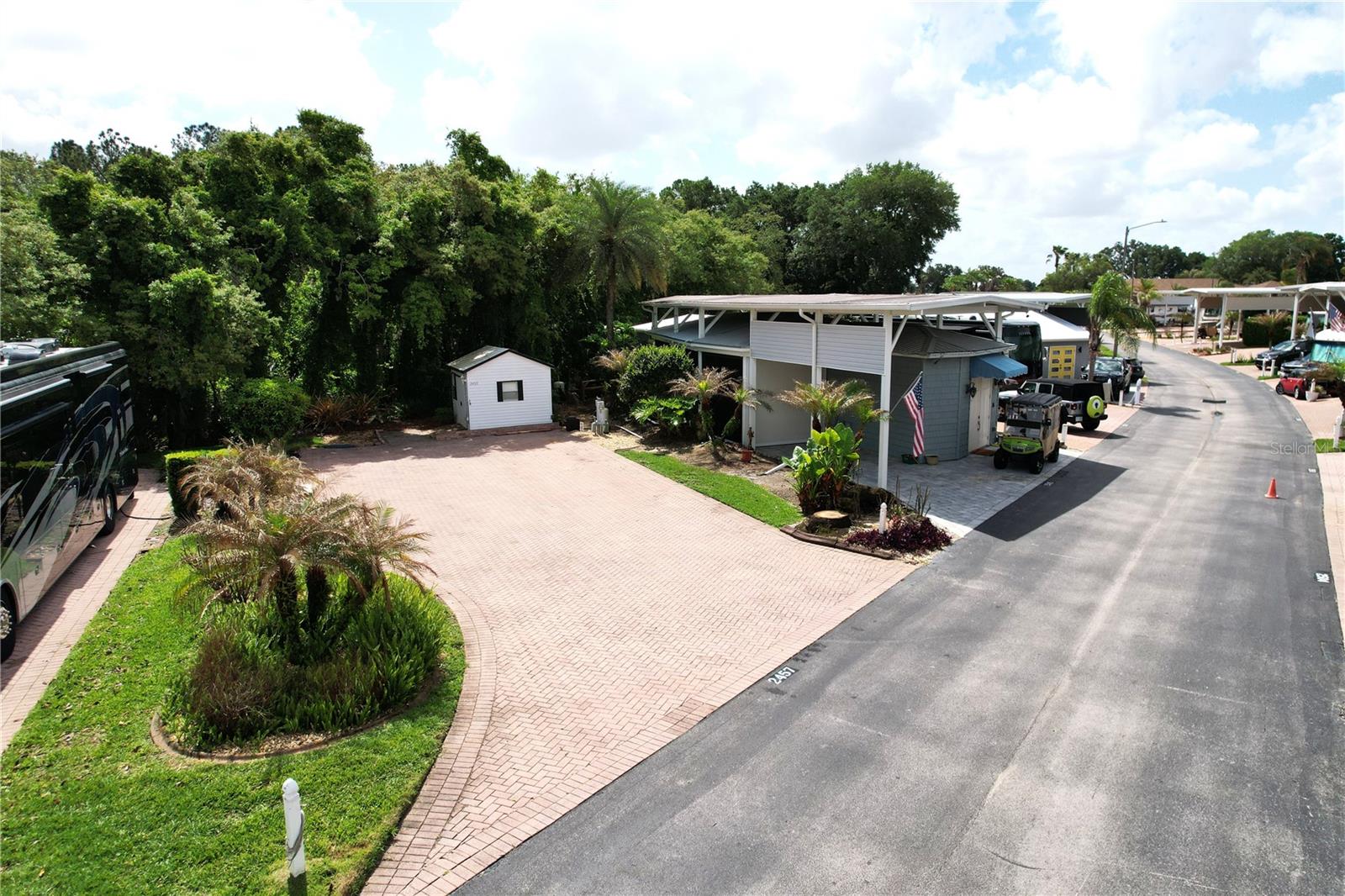 DEER CREEK GOLF & TENNIS RV RESORT - Land