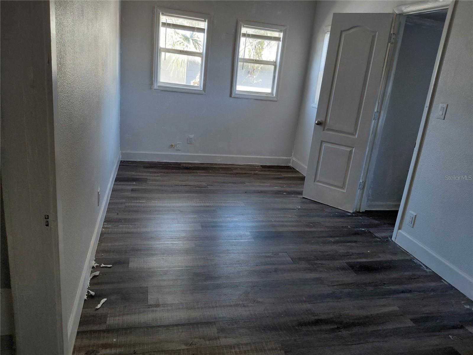 MEADOWBROOK - Residential