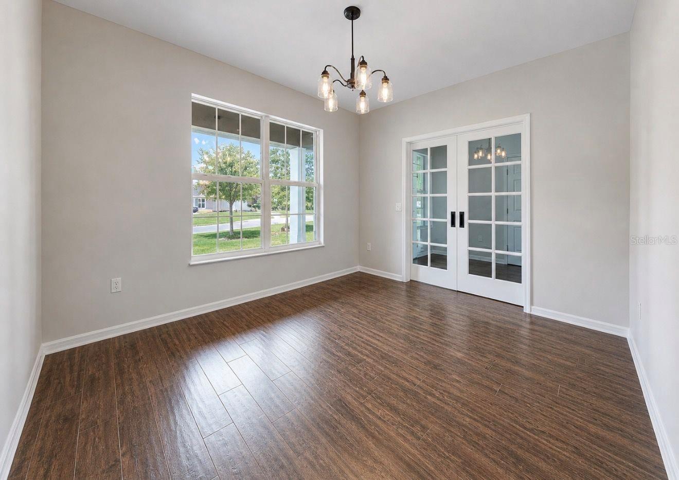 DOVER GROVES - Residential