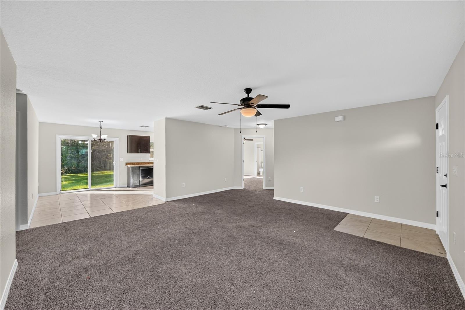 MARION OAKS UN 04 - Residential