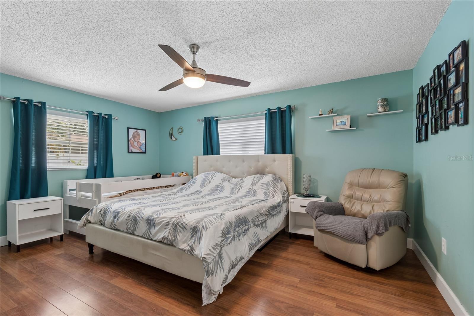 HARBOR PALMS-UNIT ONE - Residential