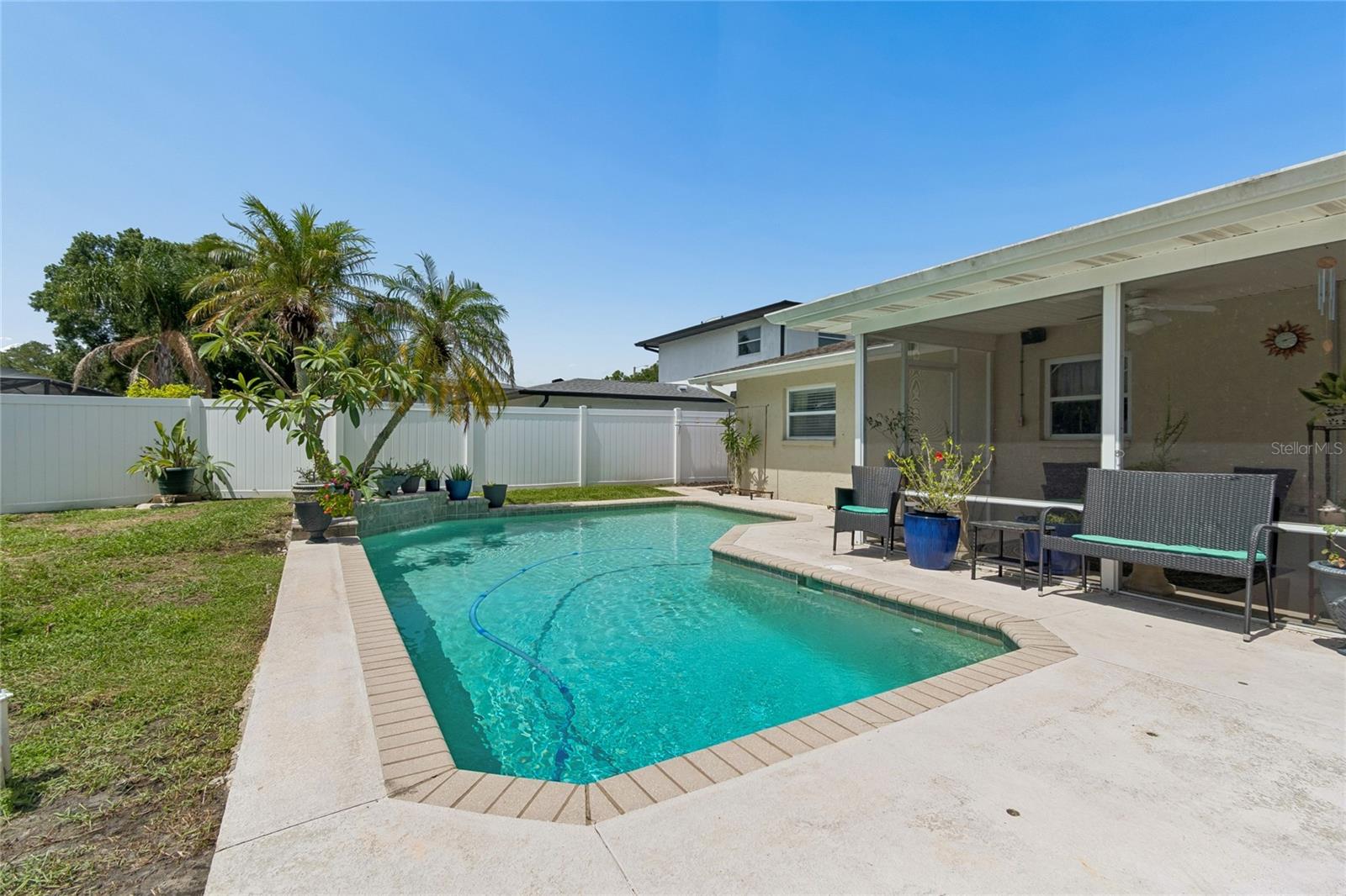 HARBOR PALMS-UNIT ONE - Residential