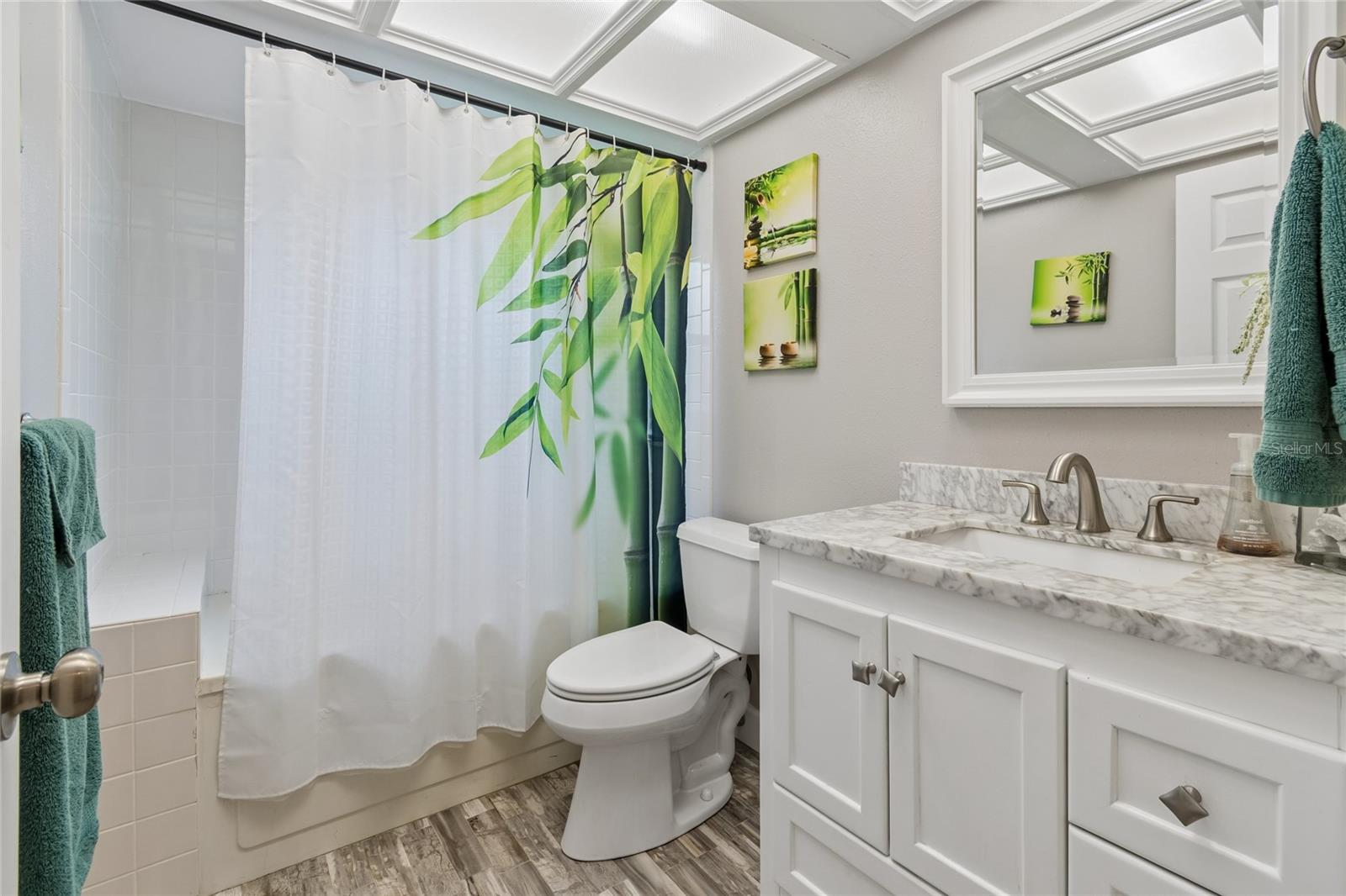 HARBOR PALMS-UNIT ONE - Residential