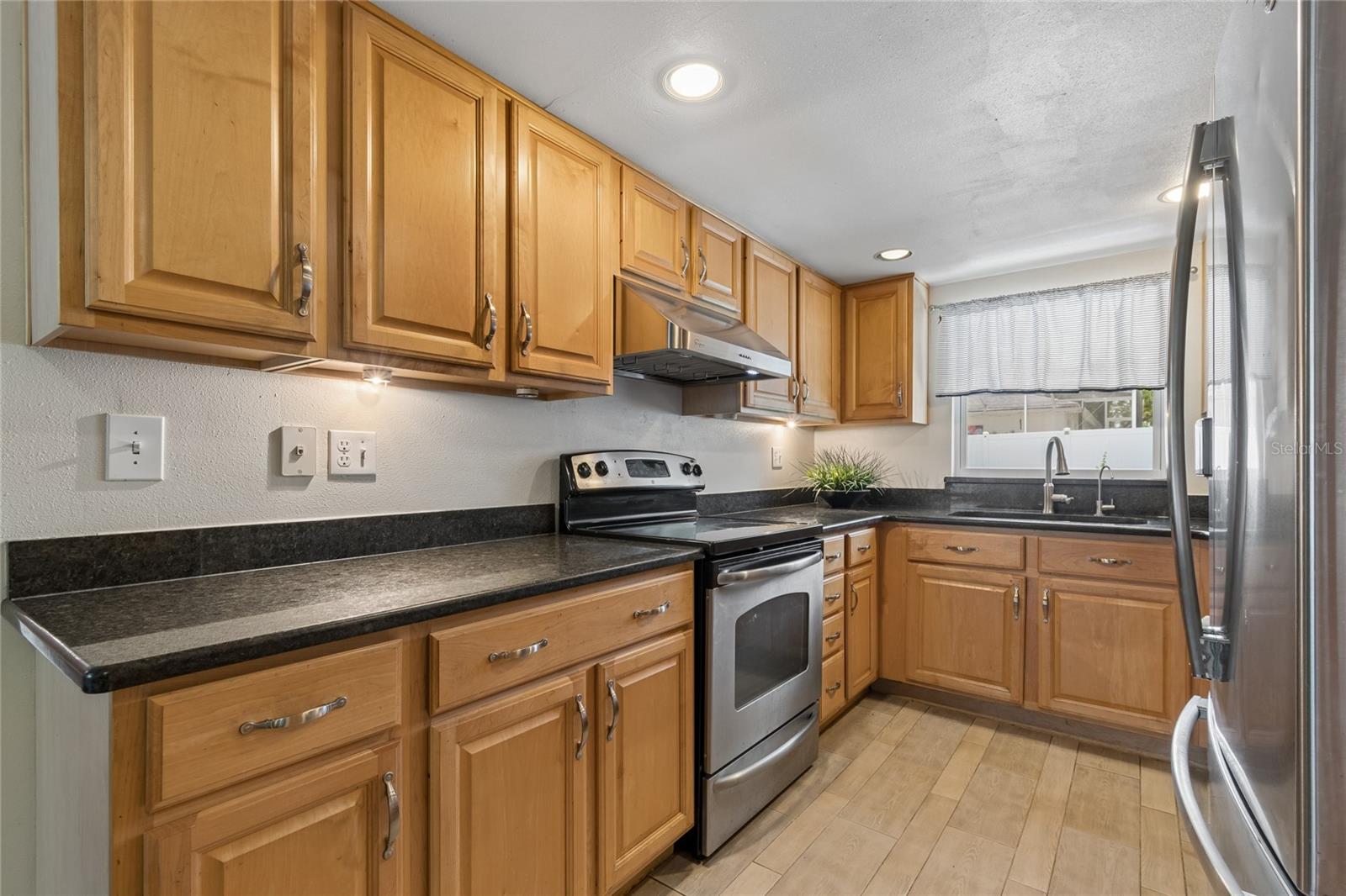 HARBOR PALMS-UNIT ONE - Residential