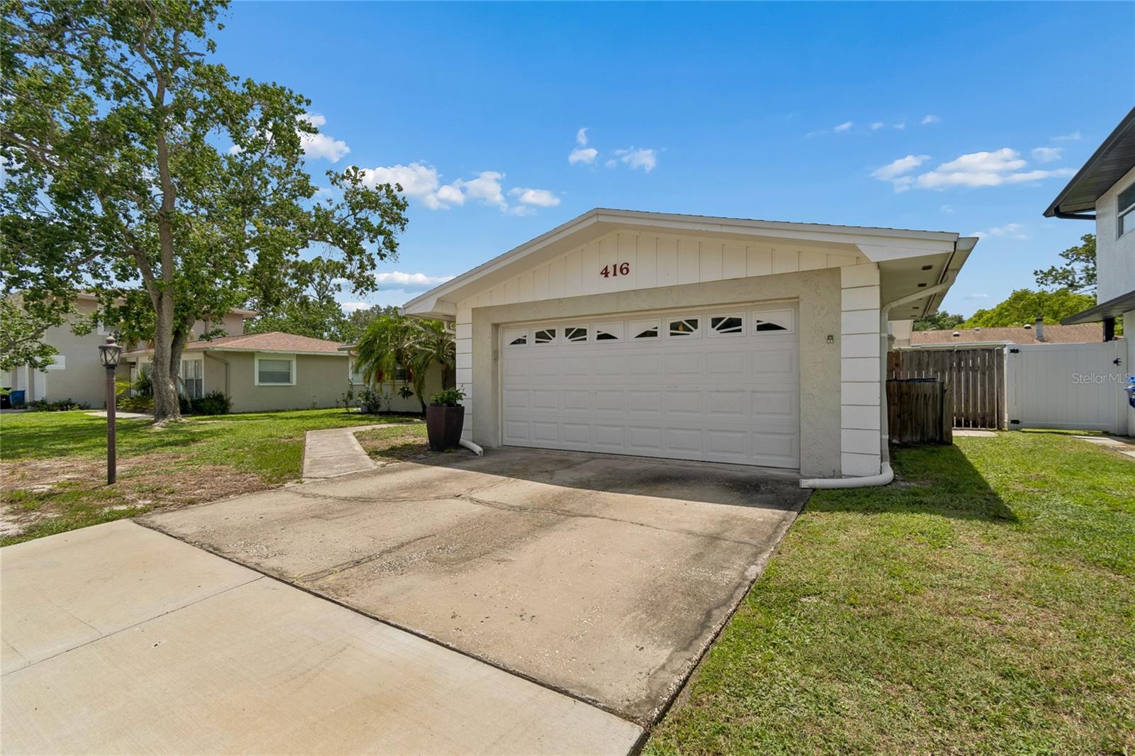 HARBOR PALMS-UNIT ONE - Residential