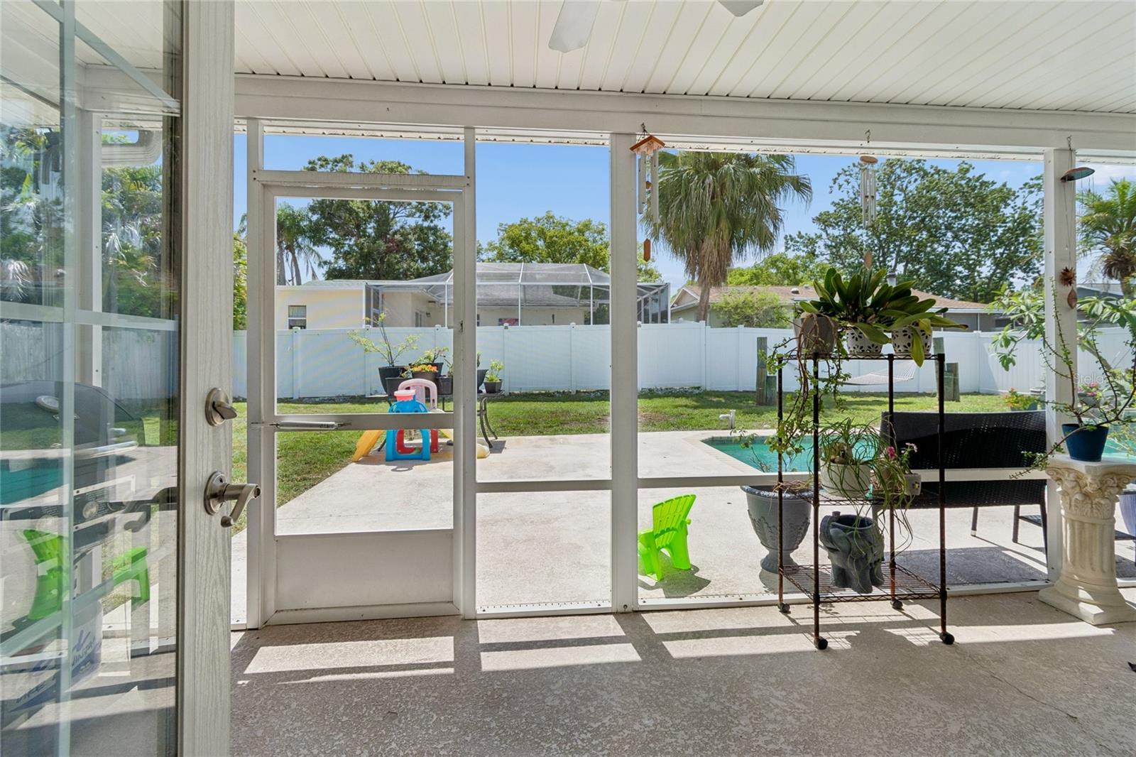 HARBOR PALMS-UNIT ONE - Residential
