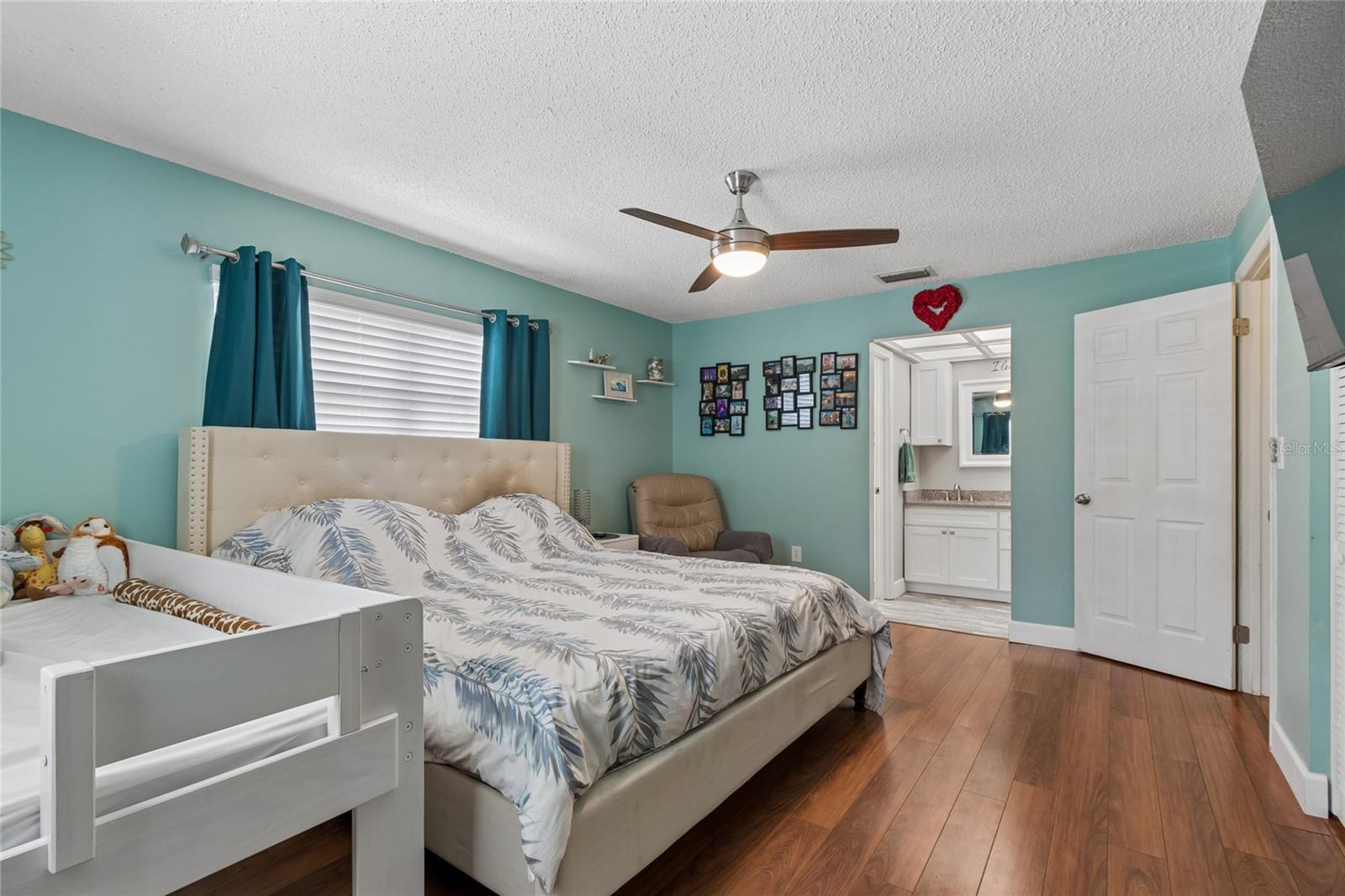 HARBOR PALMS-UNIT ONE - Residential