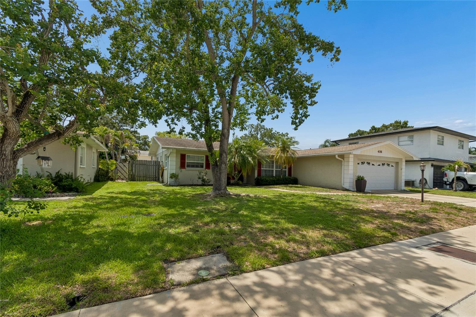 HARBOR PALMS-UNIT ONE - Residential