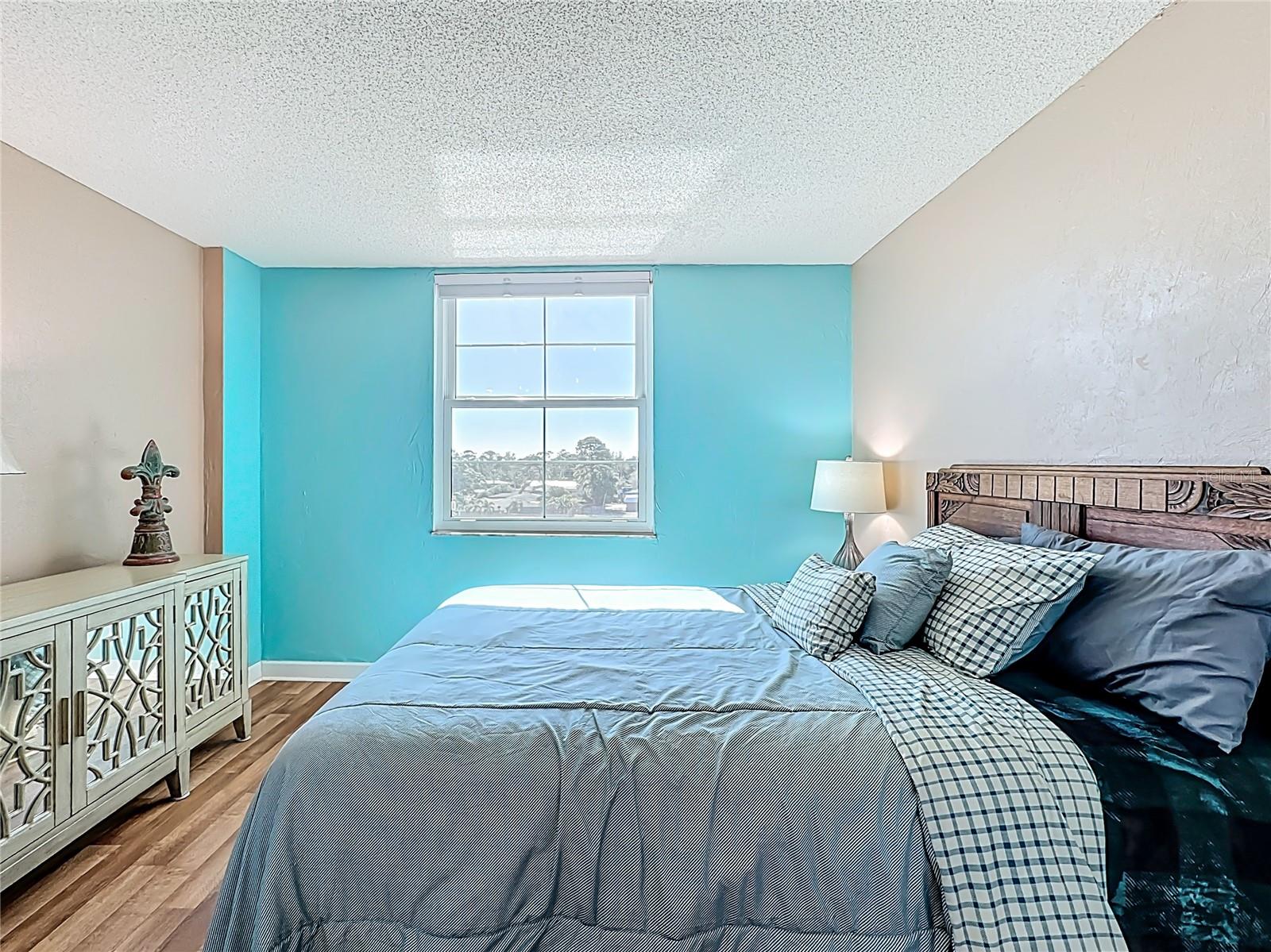 RAINTREE CONDO - Residential