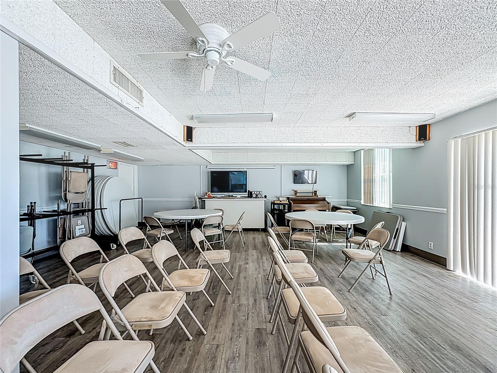 RAINTREE CONDO - Residential