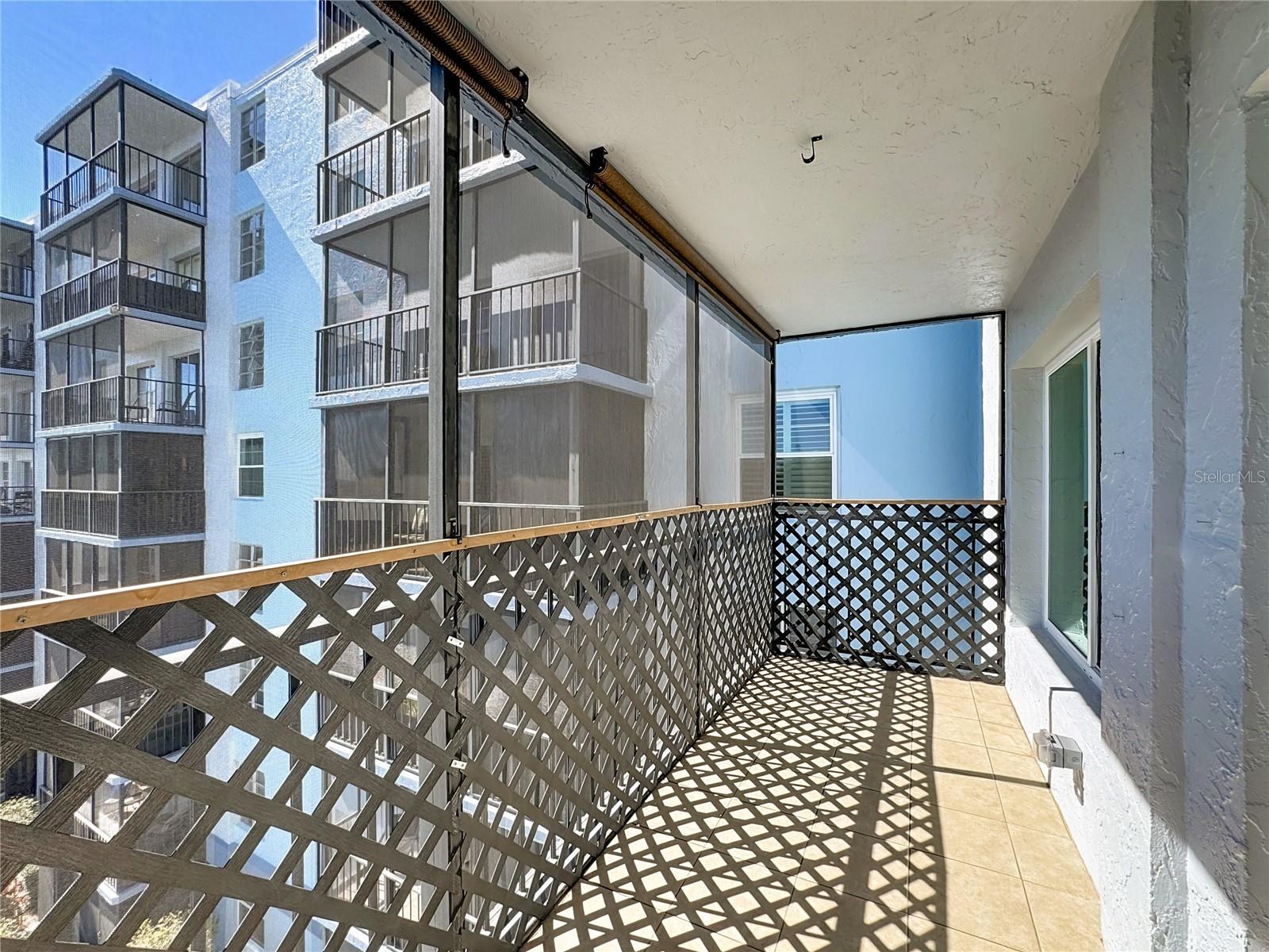 RAINTREE CONDO - Residential