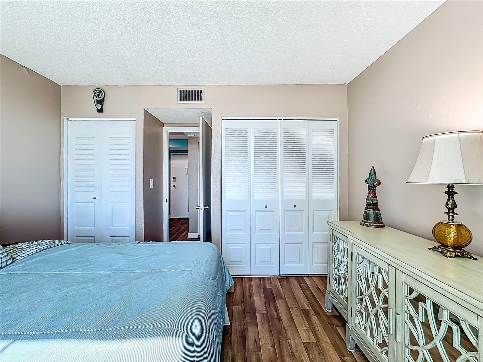 RAINTREE CONDO - Residential
