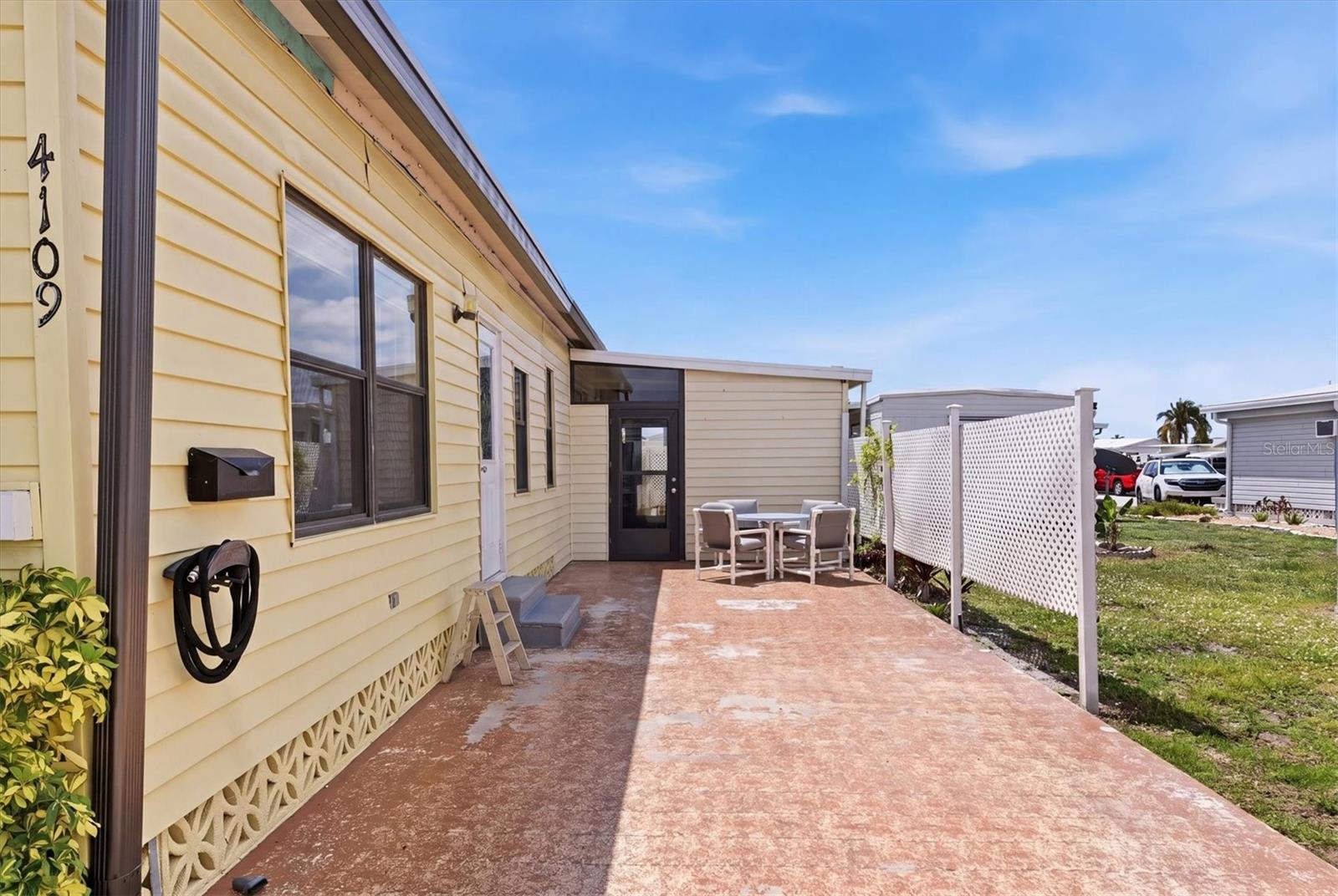 TIDEVUE/DE SOTO COMMUNITY UNIT ONE - Residential