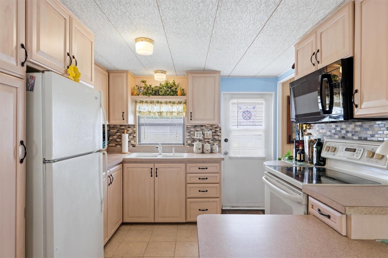 TIDEVUE/DE SOTO COMMUNITY UNIT ONE - Residential