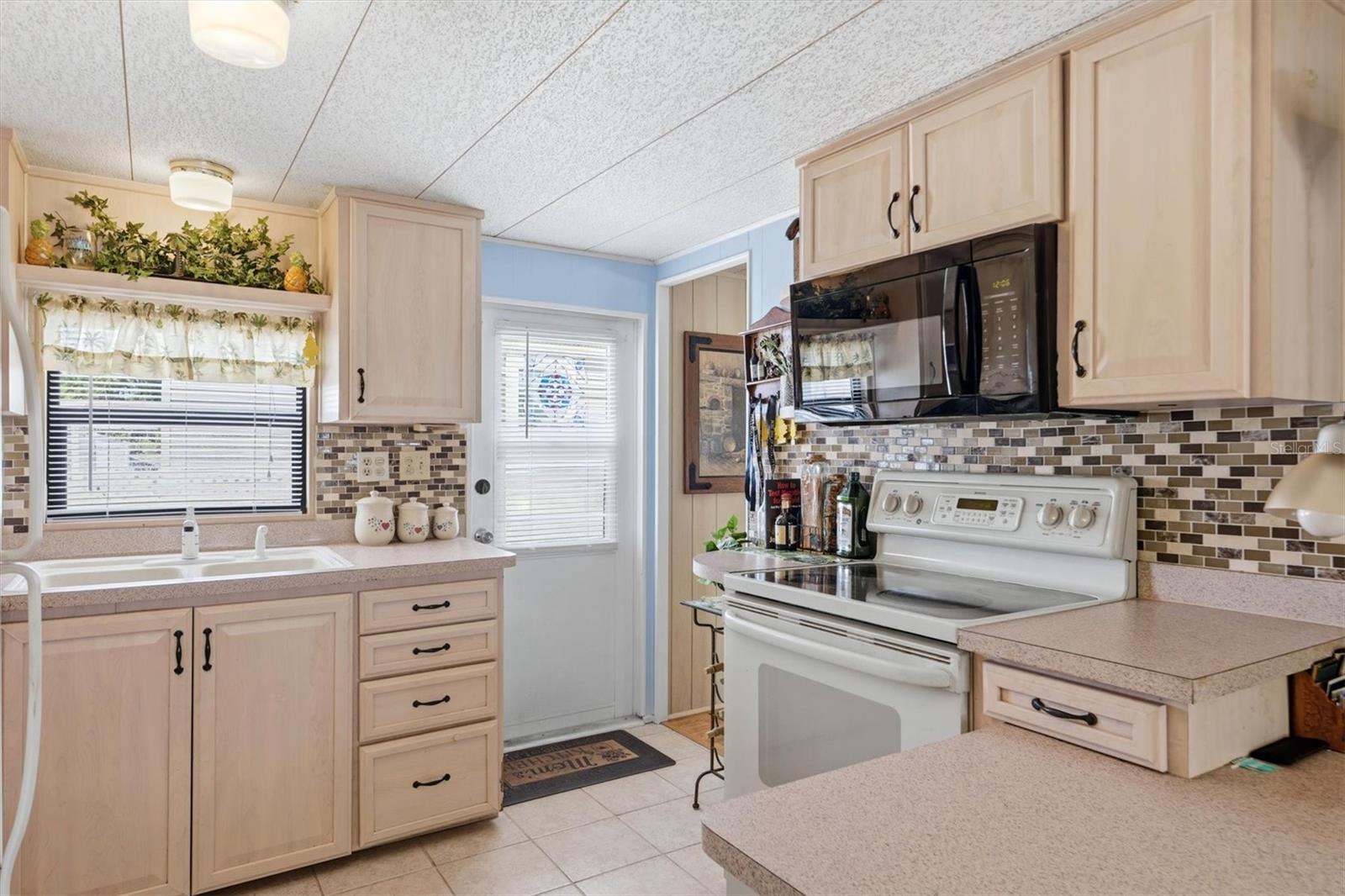 TIDEVUE/DE SOTO COMMUNITY UNIT ONE - Residential