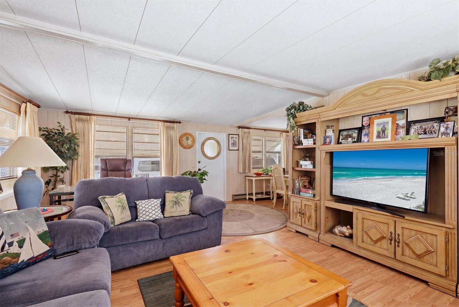 TIDEVUE/DE SOTO COMMUNITY UNIT ONE - Residential