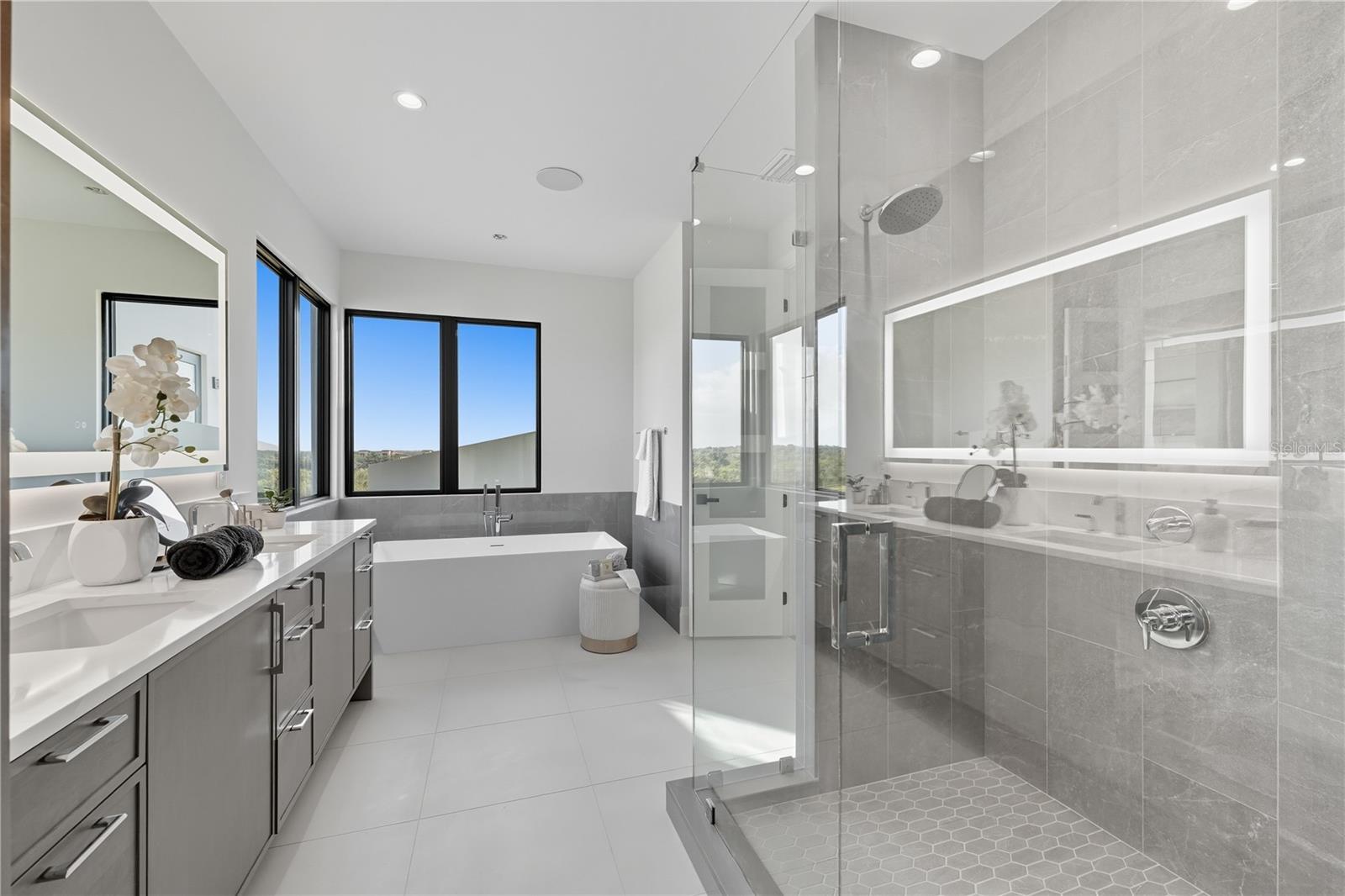 BELLA COLLINA WEST SUB - Residential
