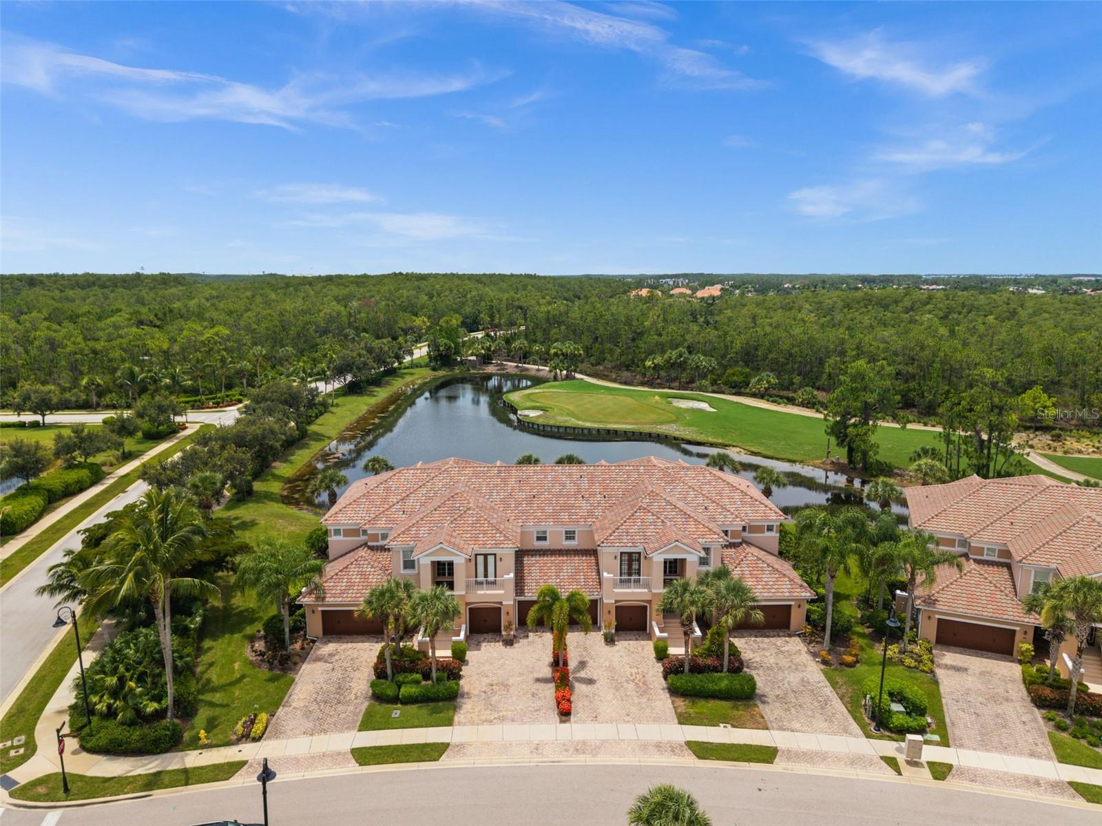 ANTIGUA I/SOMERSET - Residential