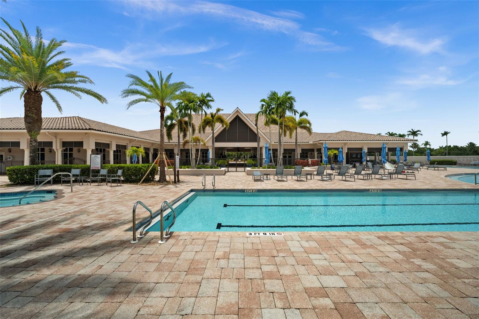 ANTIGUA I/SOMERSET - Residential