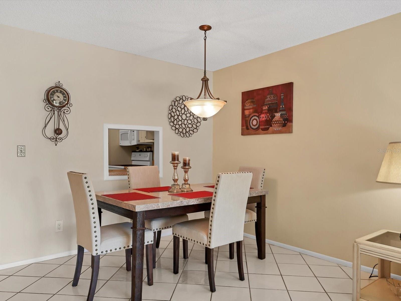 GLEN OAKS GARDEN APTS 2 - Residential