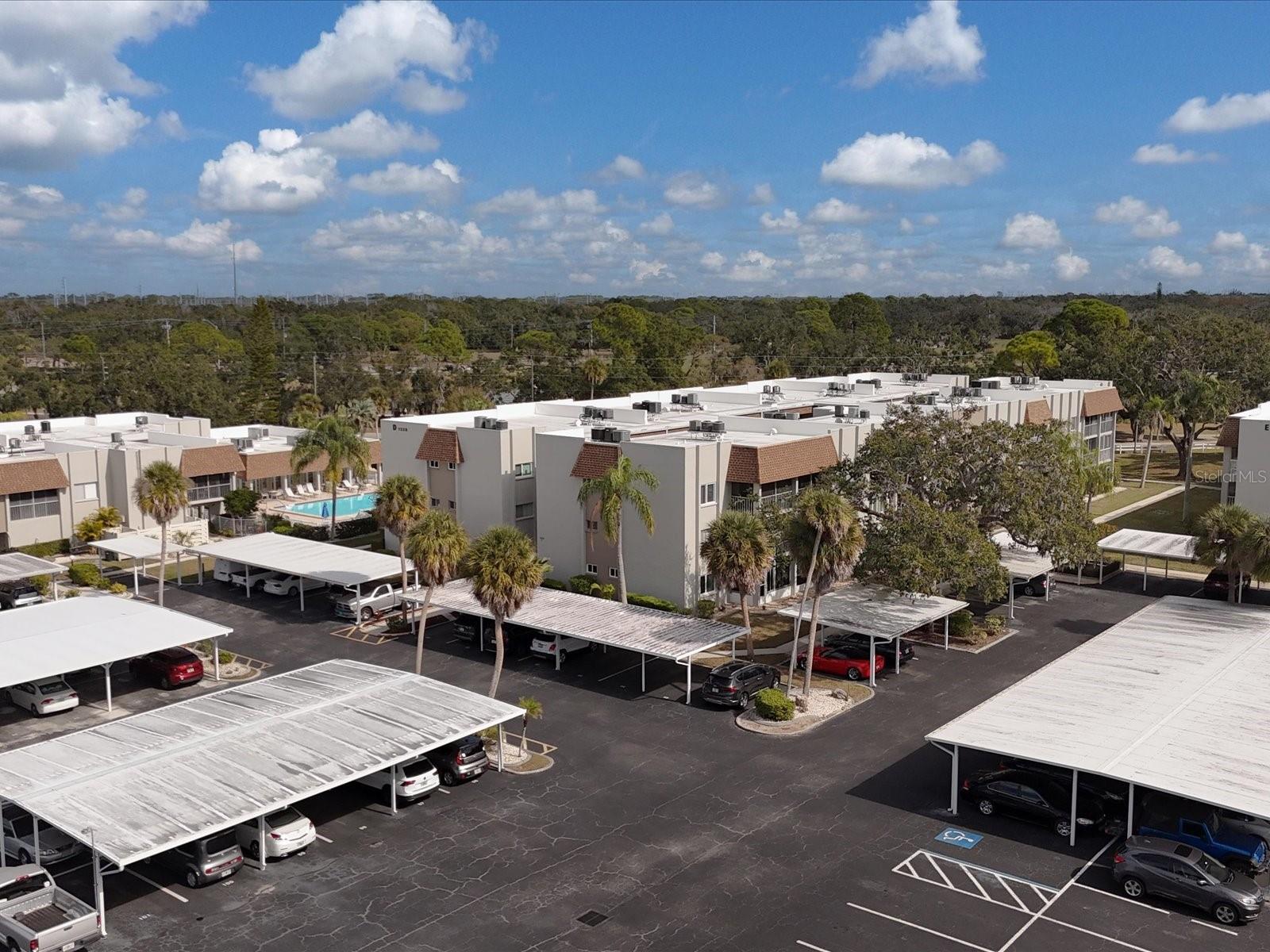 GLEN OAKS GARDEN APTS 2 - Residential