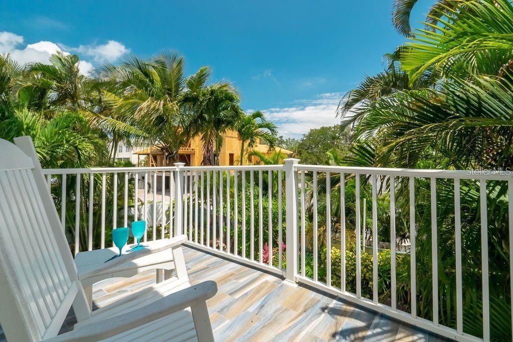 THE VILLAS ON 50TH STREET - Residential