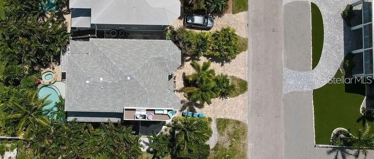 THE VILLAS ON 50TH STREET - Residential
