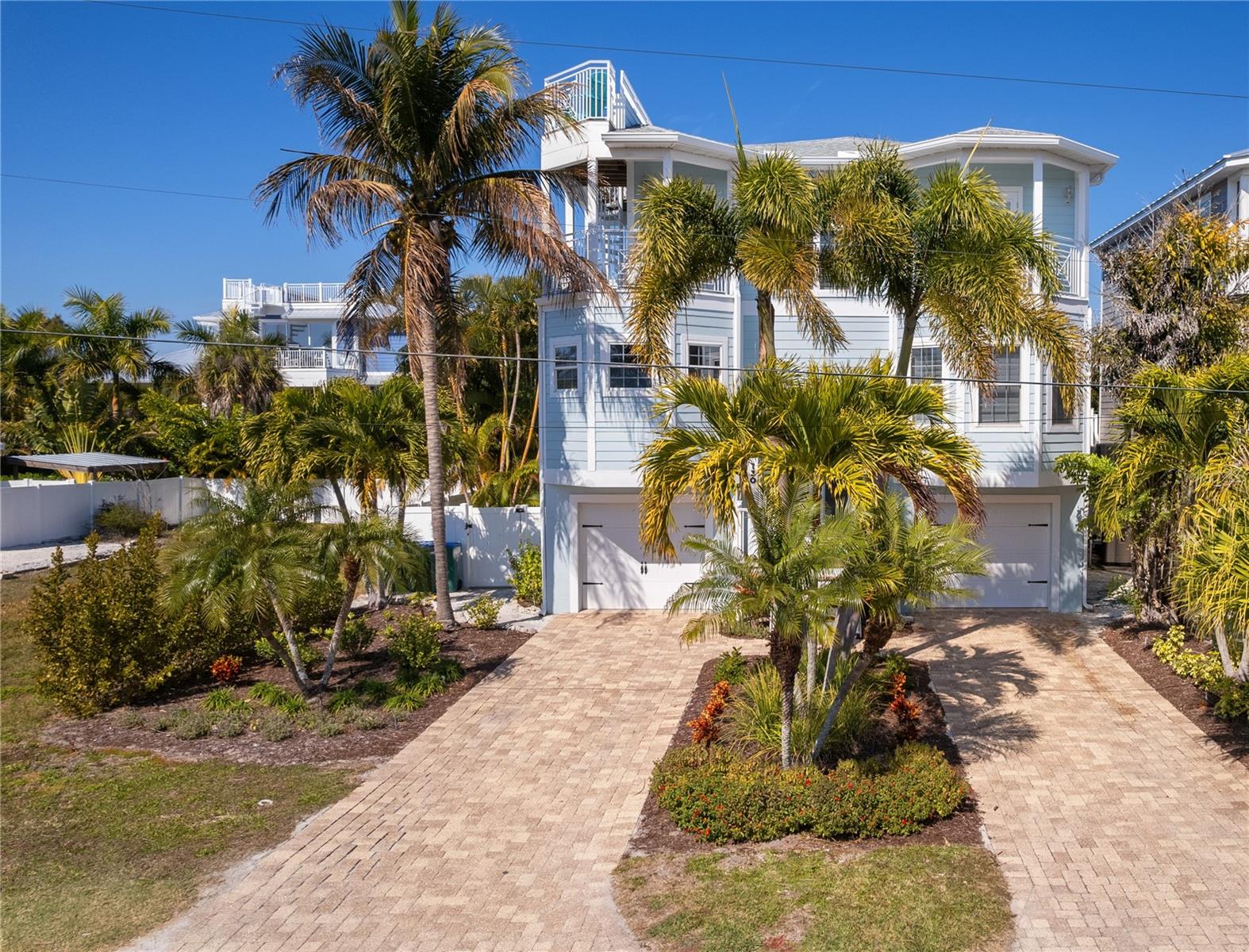 THE VILLAS ON 50TH STREET - Residential
