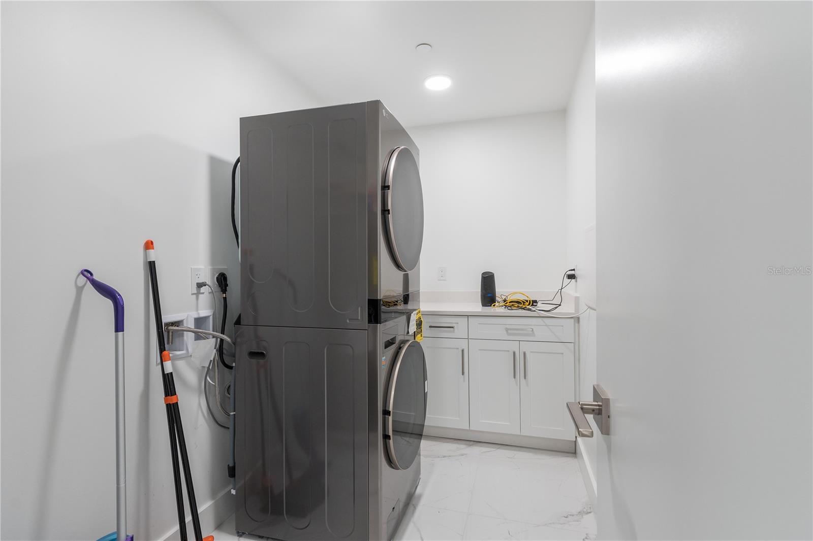 AZURE CONDO - Residential Lease