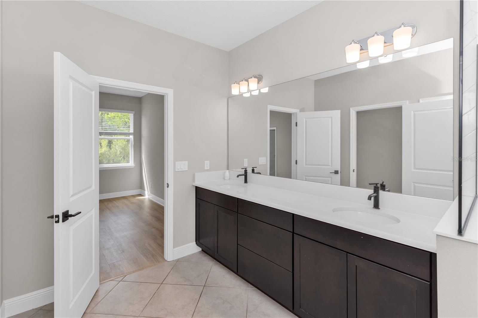 RIVINGTON PH 1D - Residential