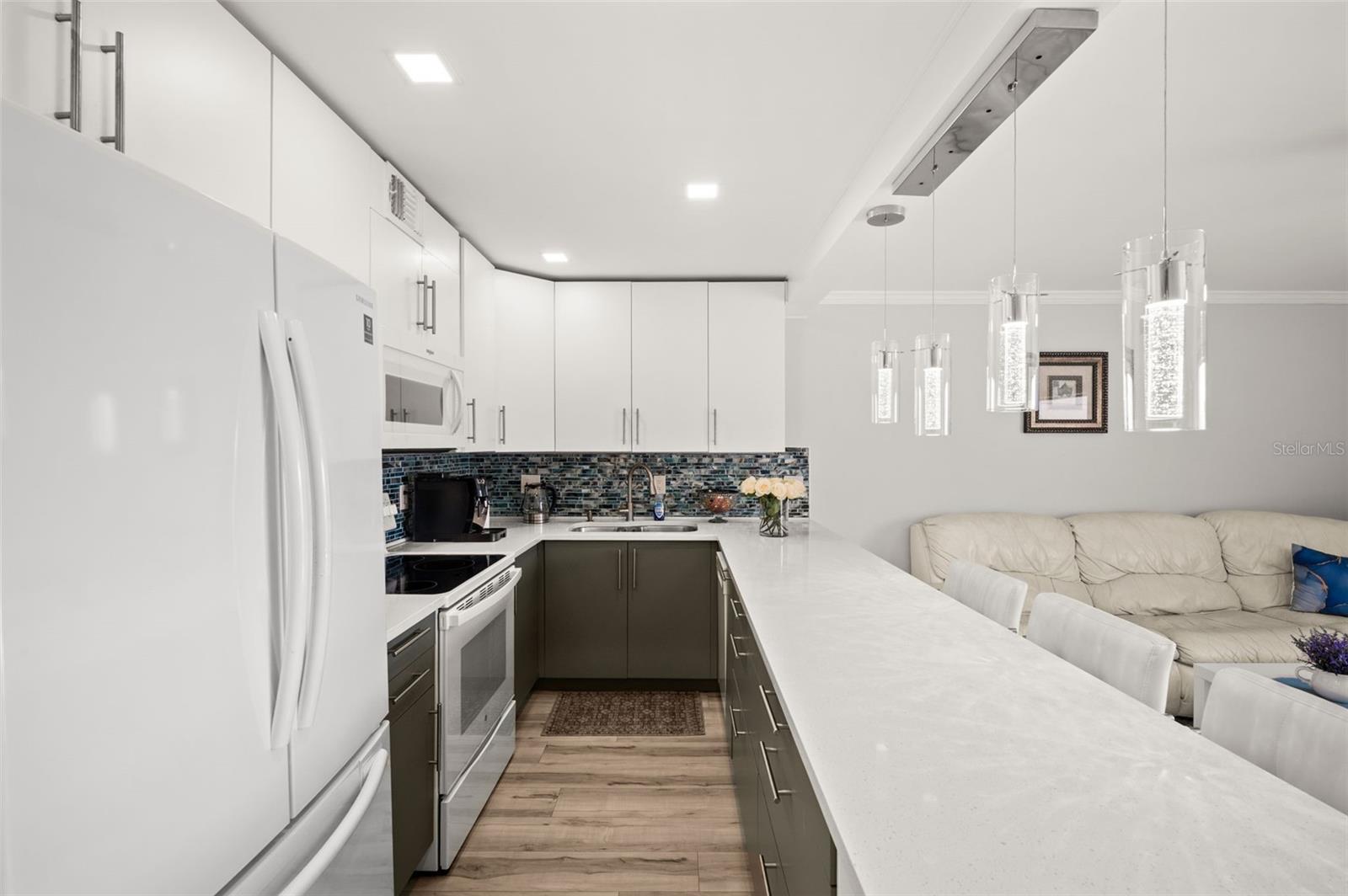 PINEWOOD VILLAGE II - Residential Lease