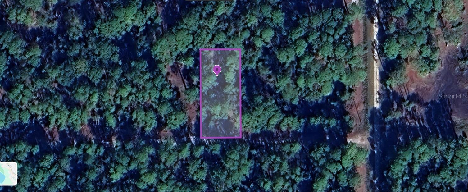 Start building your dreams with this affordable vacant lot tucked inside a quiet, parceled neighborhood between Palatka and Daytona Beach. This undeveloped parcel offers the perfect opportunity to build a home and live your own American Dream, create a weekend retreat, or add a solid asset to your growing real estate portfolio.
Enjoy peaceful rural surroundings, low annual taxes, and no HOA—the freedom and flexibility that Putnam County is known for. Power is nearby, and the area is a mix of established homes and open land, making it ideal for future growth or long-term investment.
Whether you're ready to build now or hold for the future, this property is a smart, attainable step toward homeownership or portfolio expansion. Buyer to verify zoning, utilities, and building options.