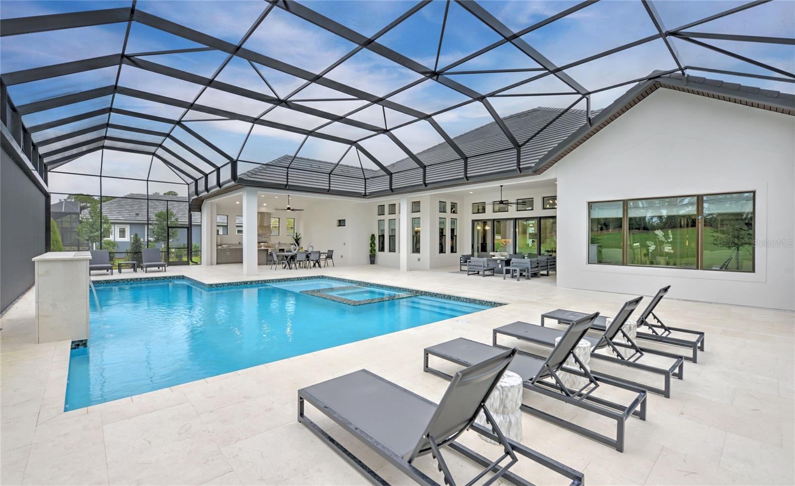 PLANTATION BAY - Residential