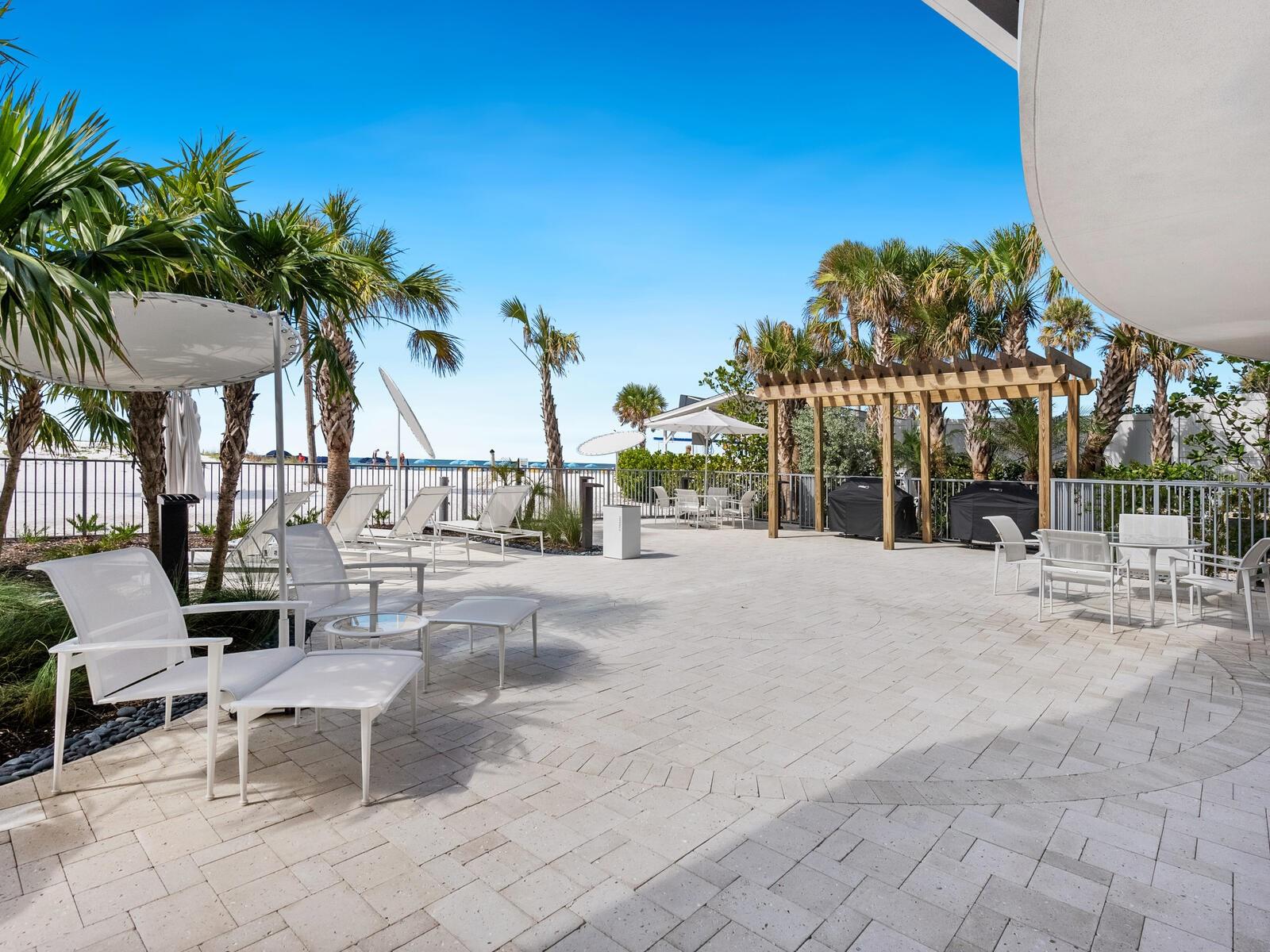 TEN35 SEASIDE - Residential