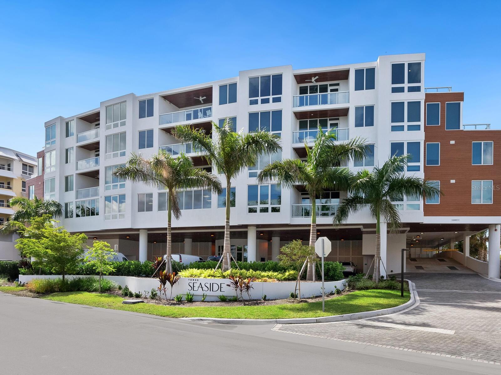 TEN35 SEASIDE - Residential