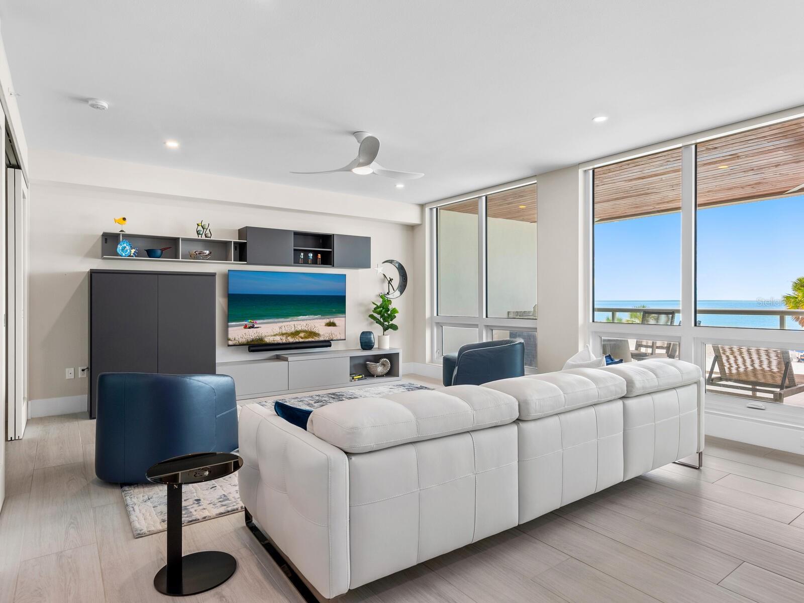 TEN35 SEASIDE - Residential