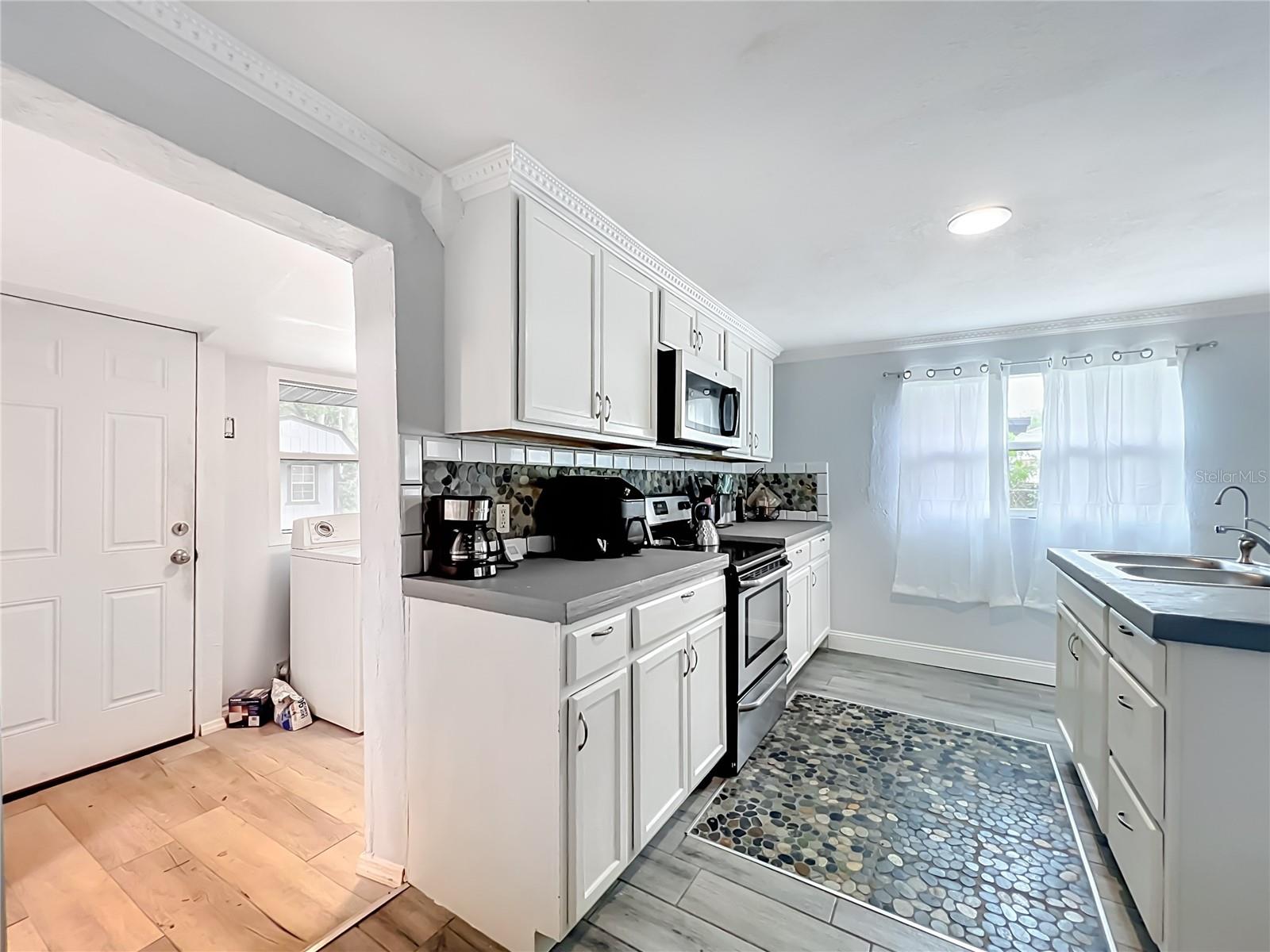 HOLDEN REAL ESTATE COMPANYS ADD - Residential
