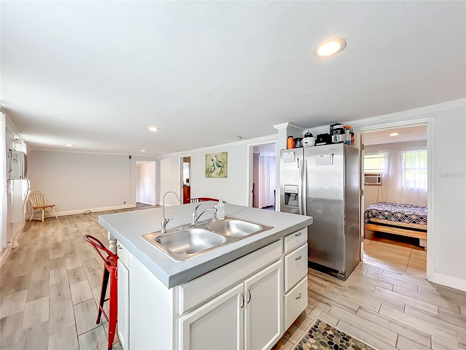HOLDEN REAL ESTATE COMPANYS ADD - Residential