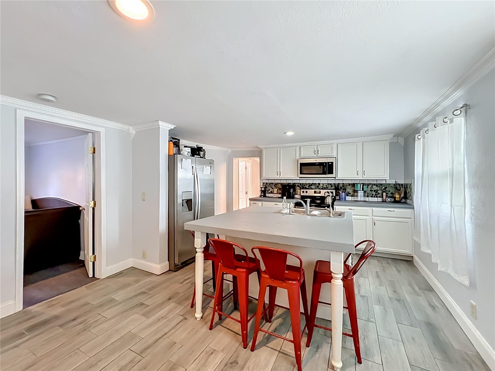 HOLDEN REAL ESTATE COMPANYS ADD - Residential