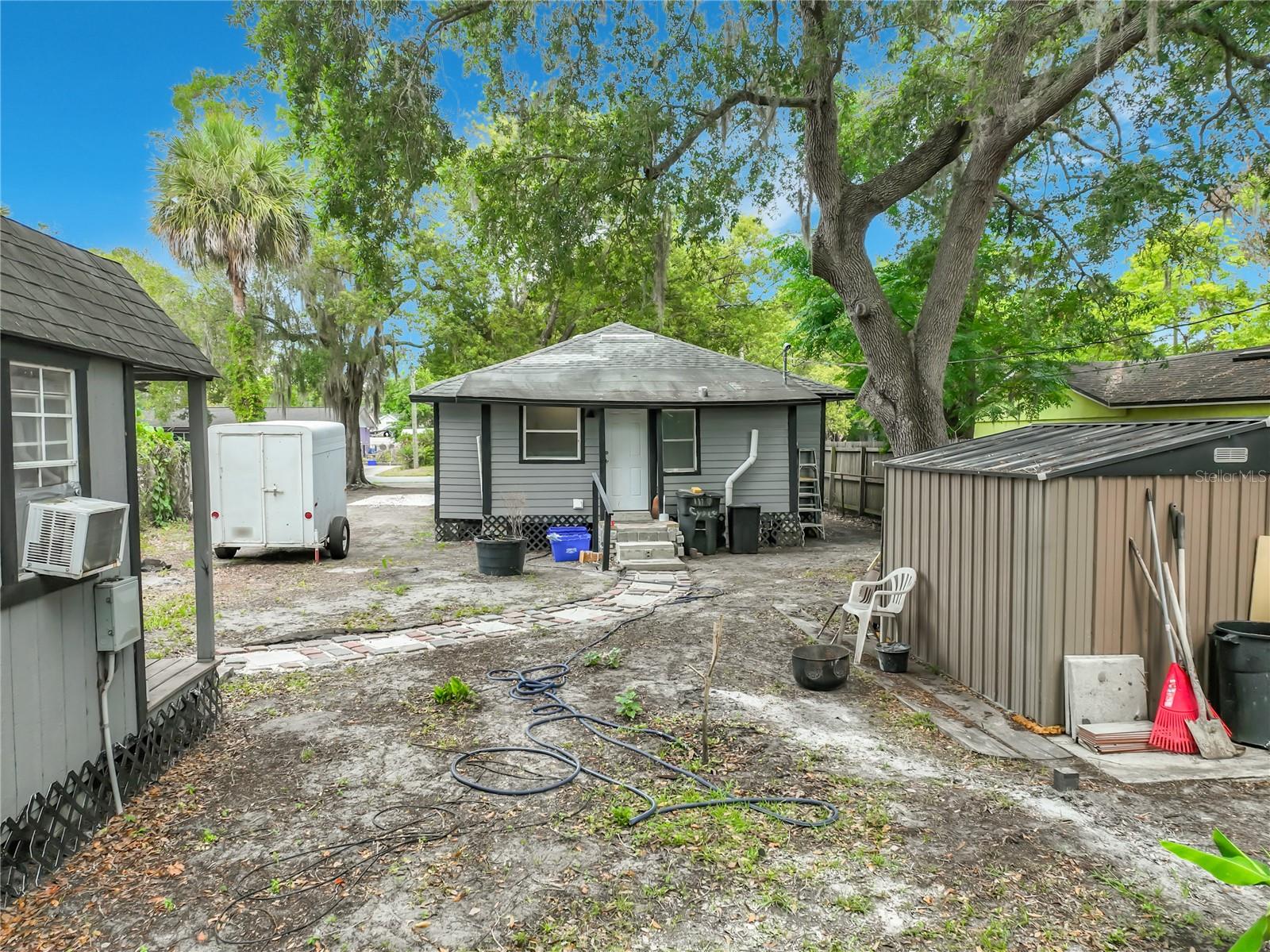 HOLDEN REAL ESTATE COMPANYS ADD - Residential