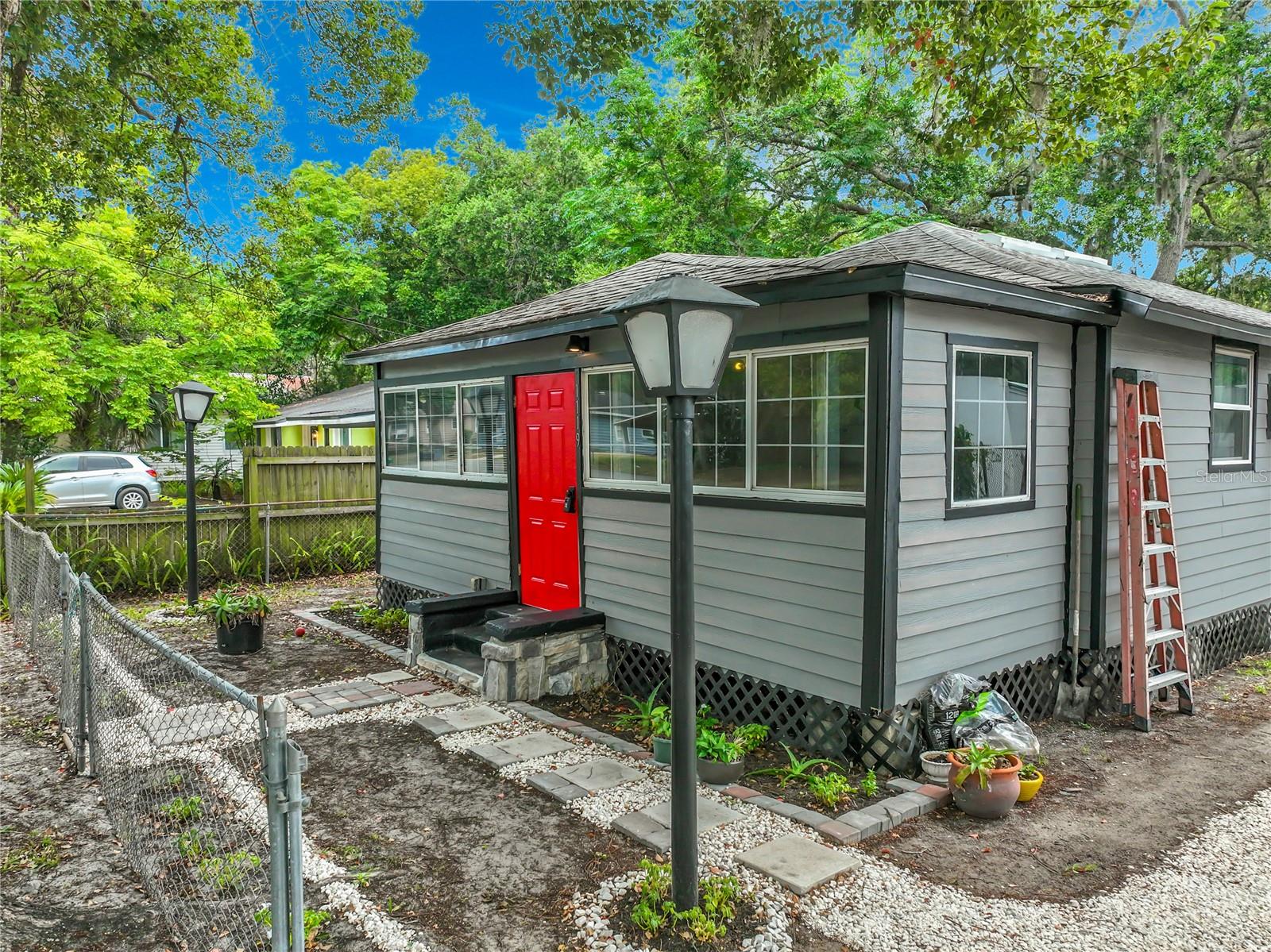 HOLDEN REAL ESTATE COMPANYS ADD - Residential