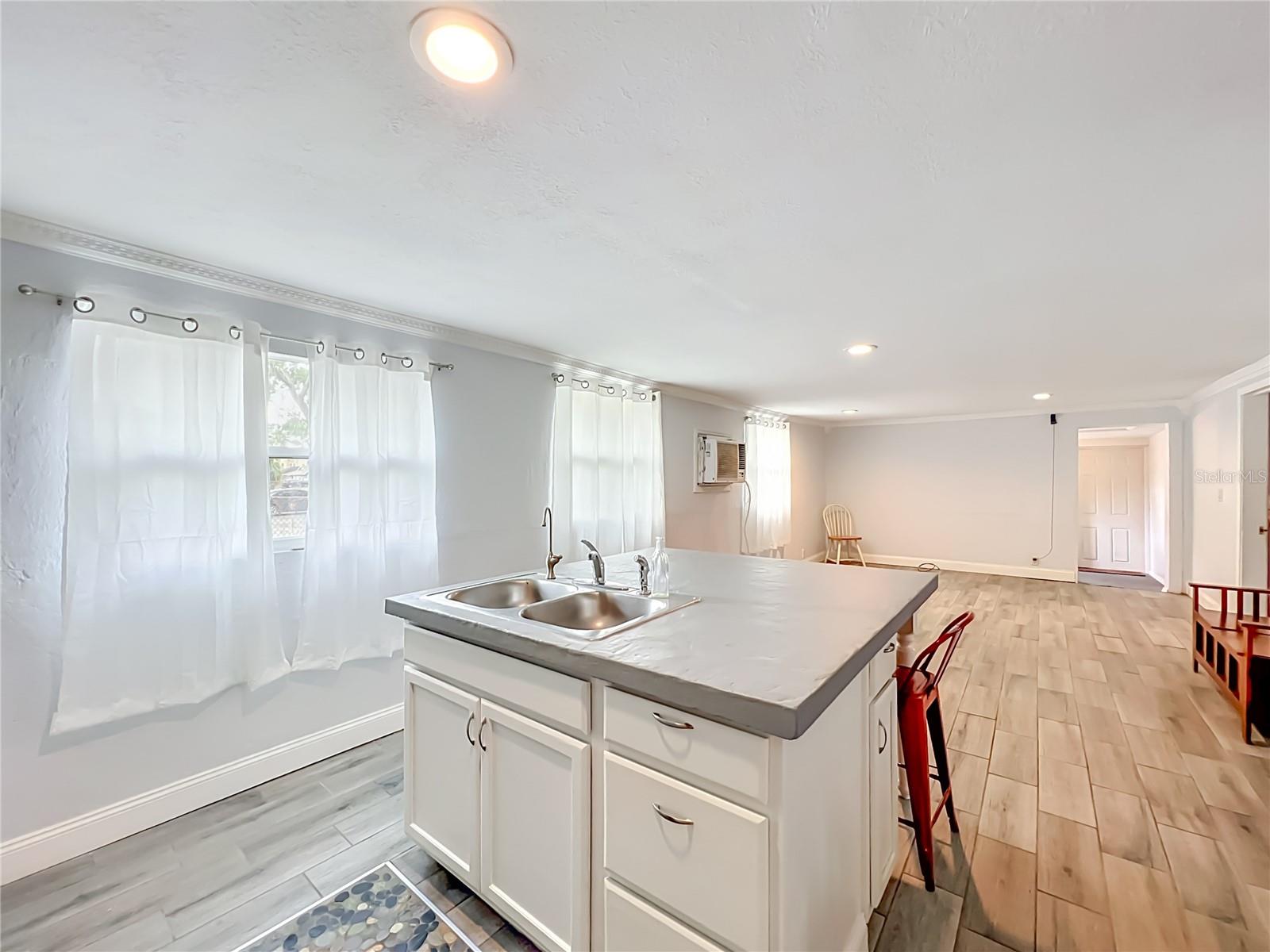 HOLDEN REAL ESTATE COMPANYS ADD - Residential