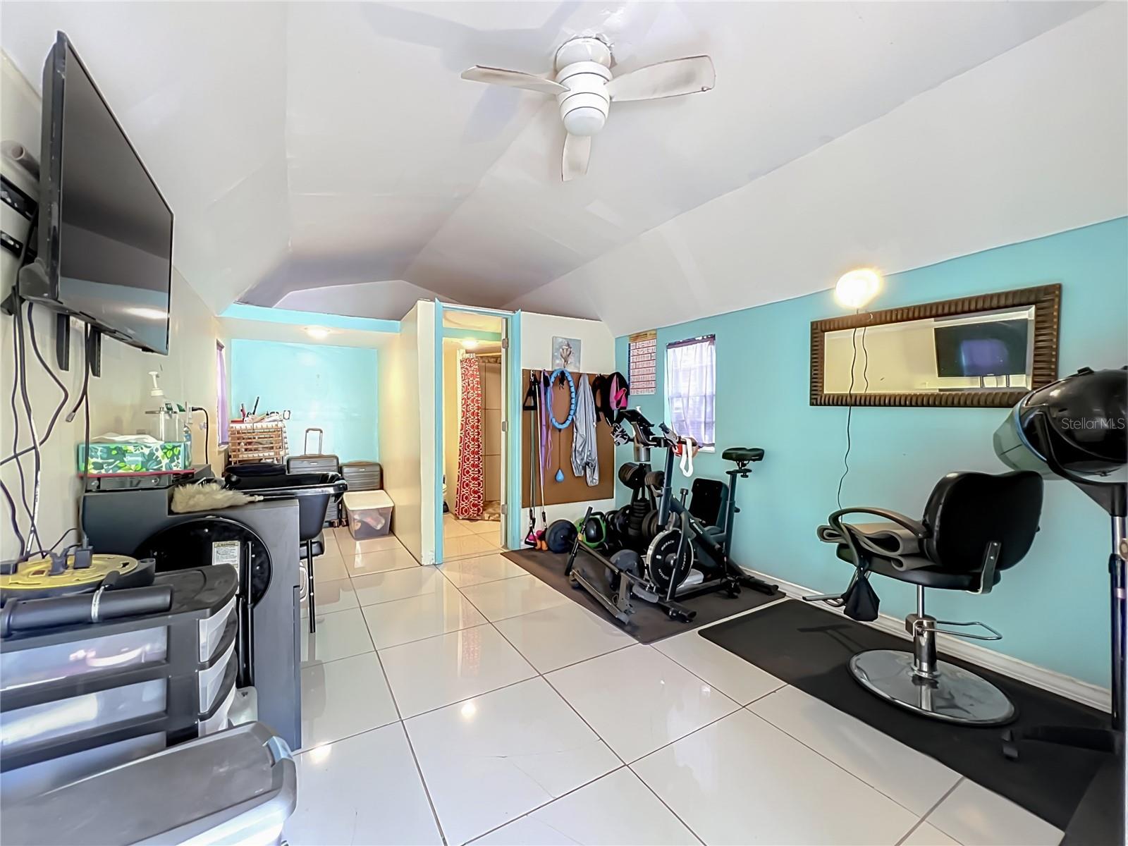 HOLDEN REAL ESTATE COMPANYS ADD - Residential