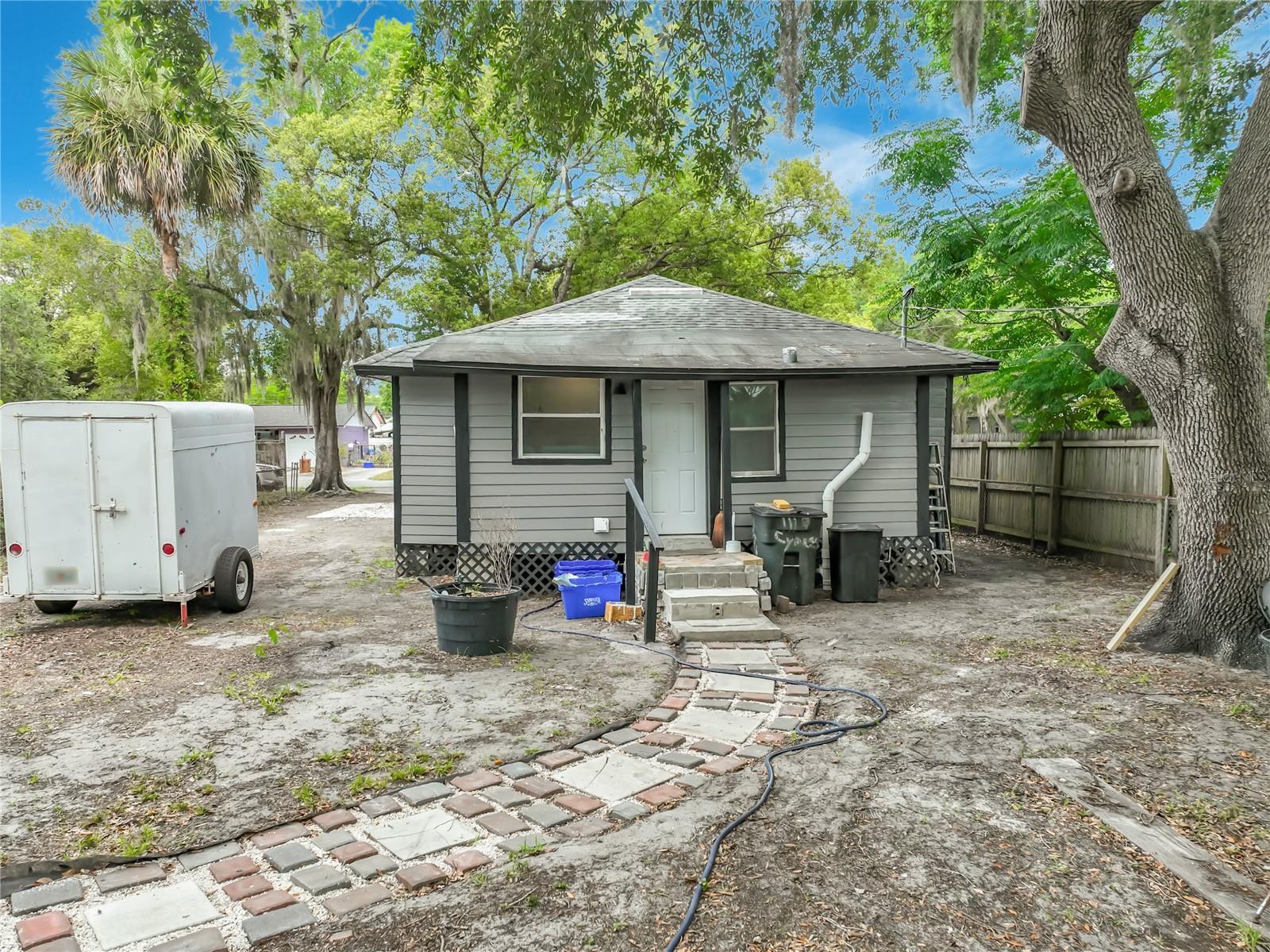 HOLDEN REAL ESTATE COMPANYS ADD - Residential