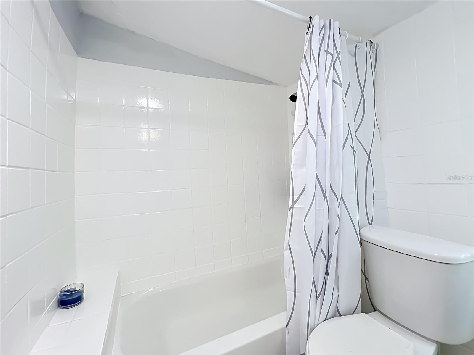 HOLDEN REAL ESTATE COMPANYS ADD - Residential