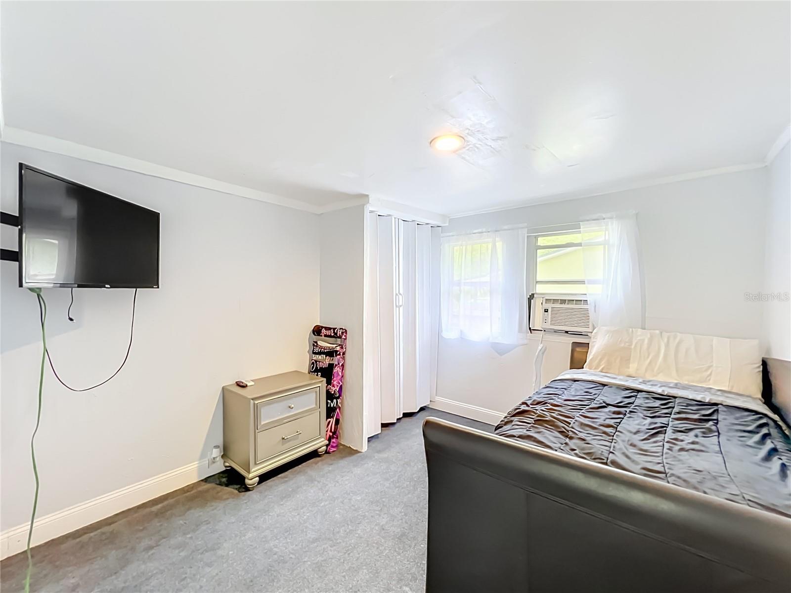 HOLDEN REAL ESTATE COMPANYS ADD - Residential